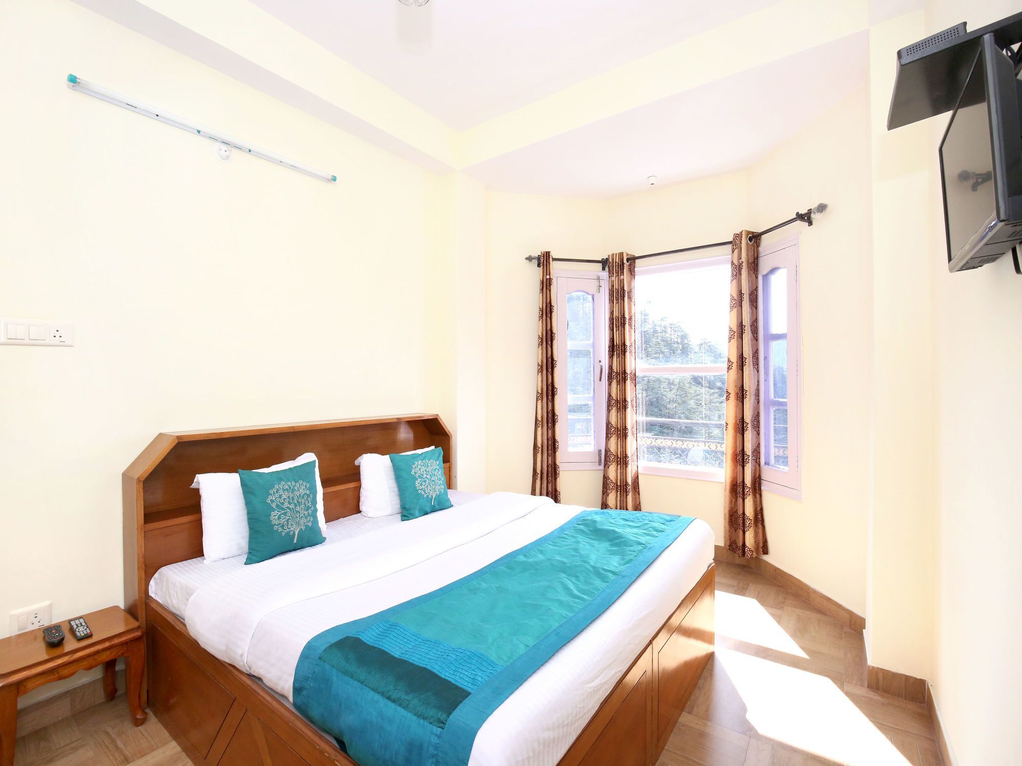 Apartment Valley View 1bhk Home, Bharari, *