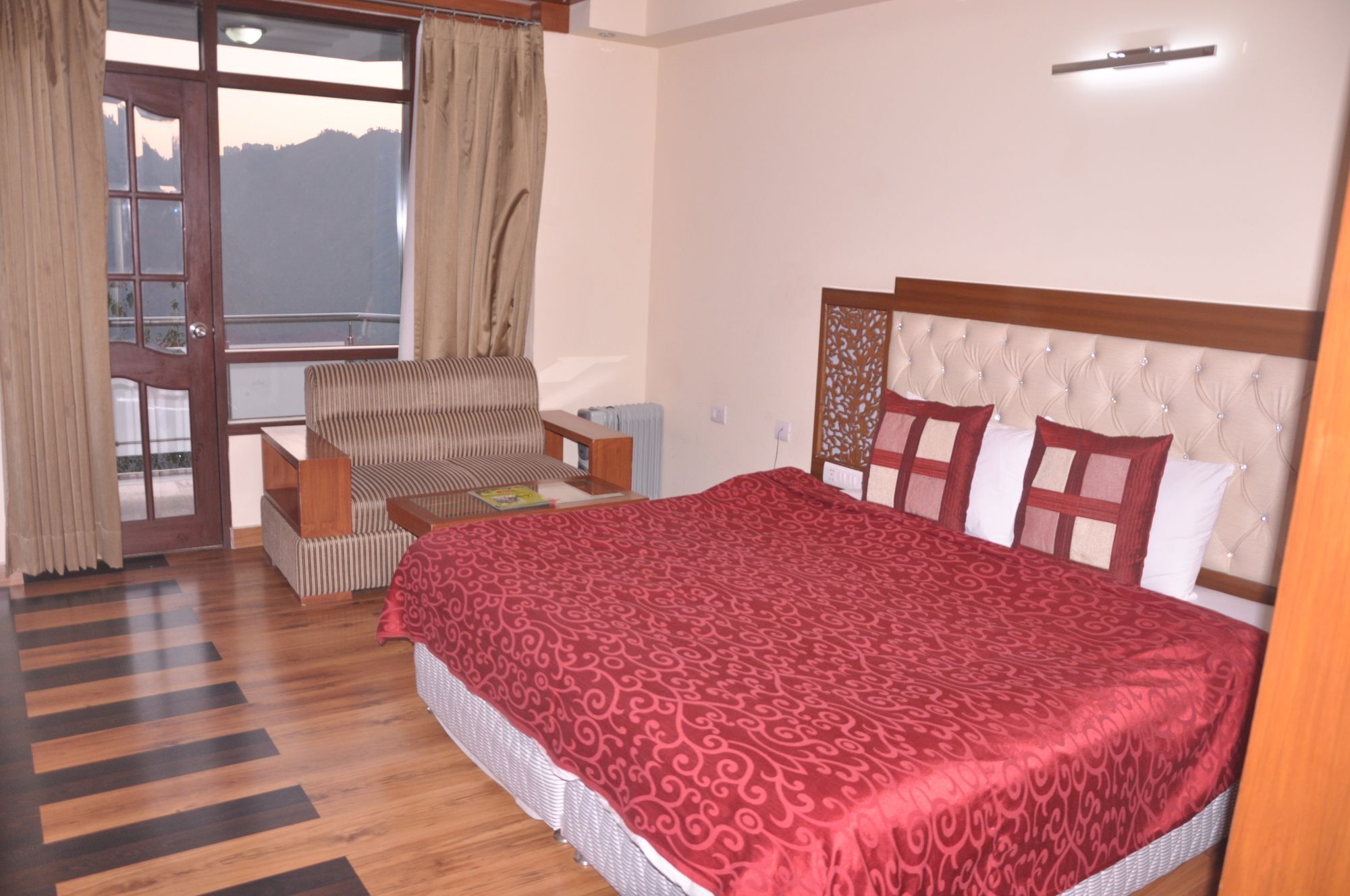 Hotel Manla Homes Mashobra