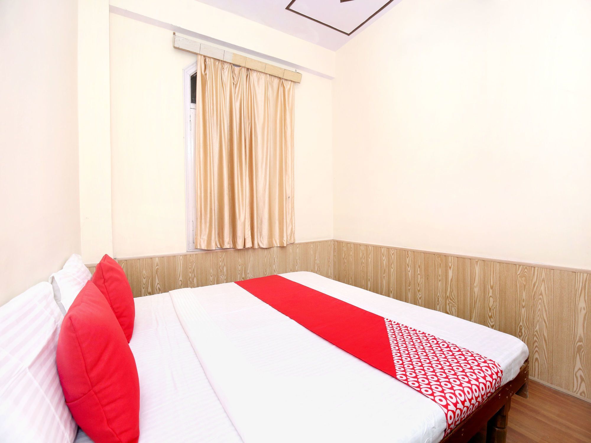 Hotel Oyo 12241 2rk Shoghi 2*