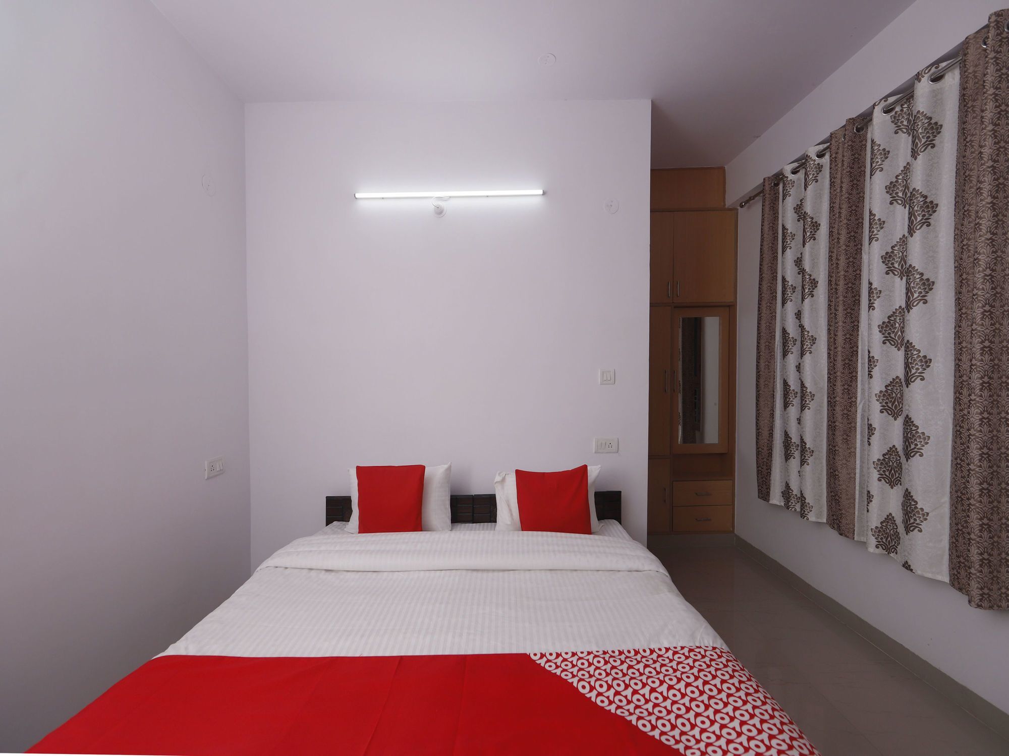 Apartment Oyo 12695 Cosy 5bhk Himuda Sanjauli Shimla