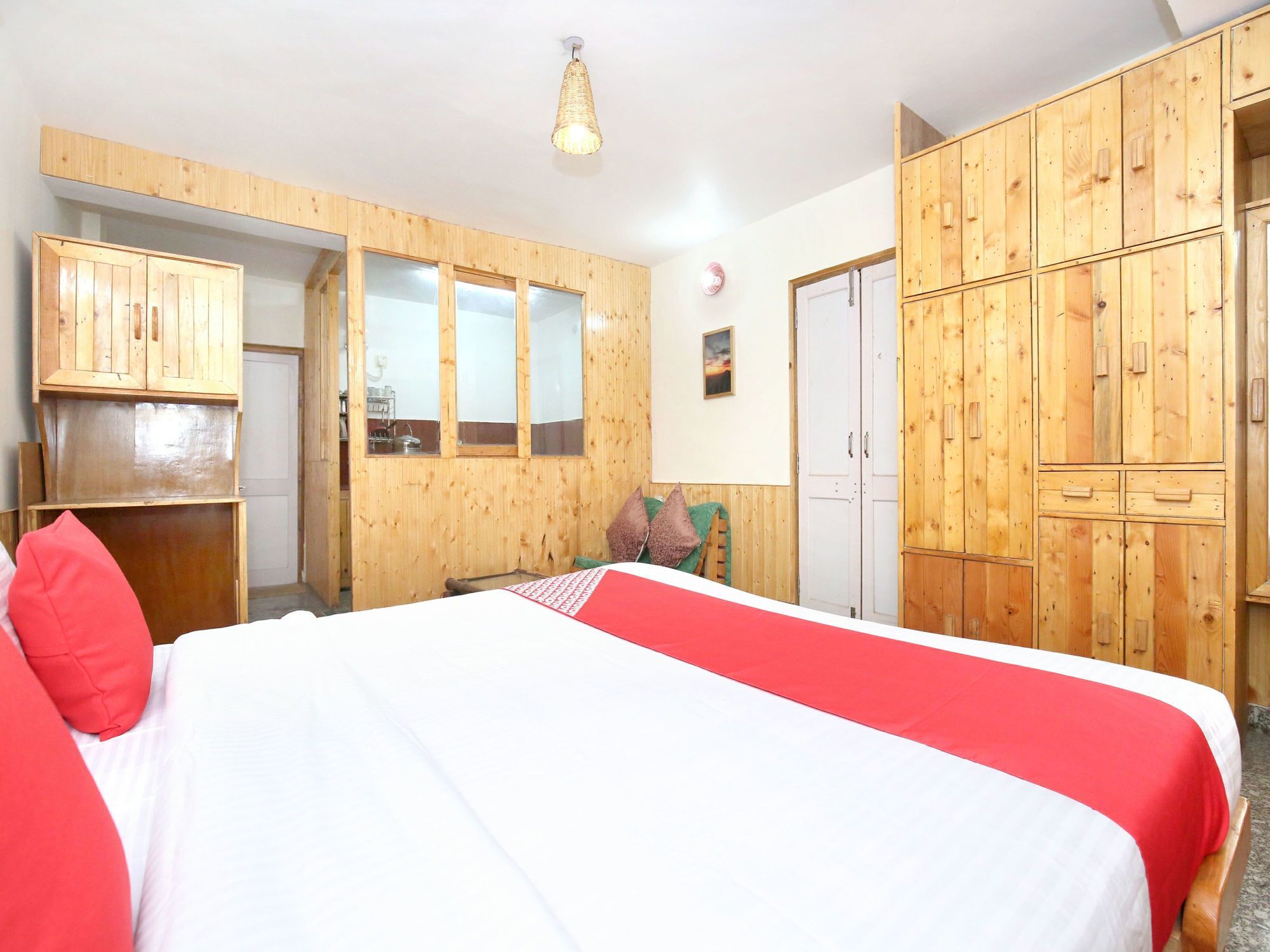 Oyo 12047 Willows Chotta Shimla