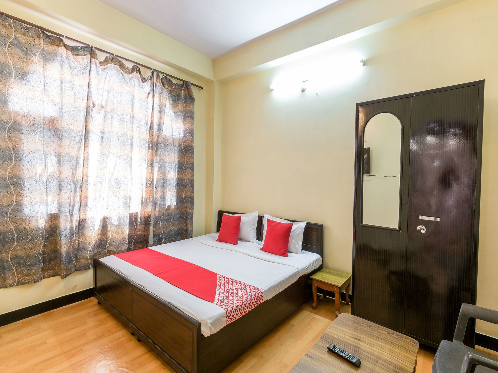 Oyo 12685 2bhk Sankat Mochan * Shimla