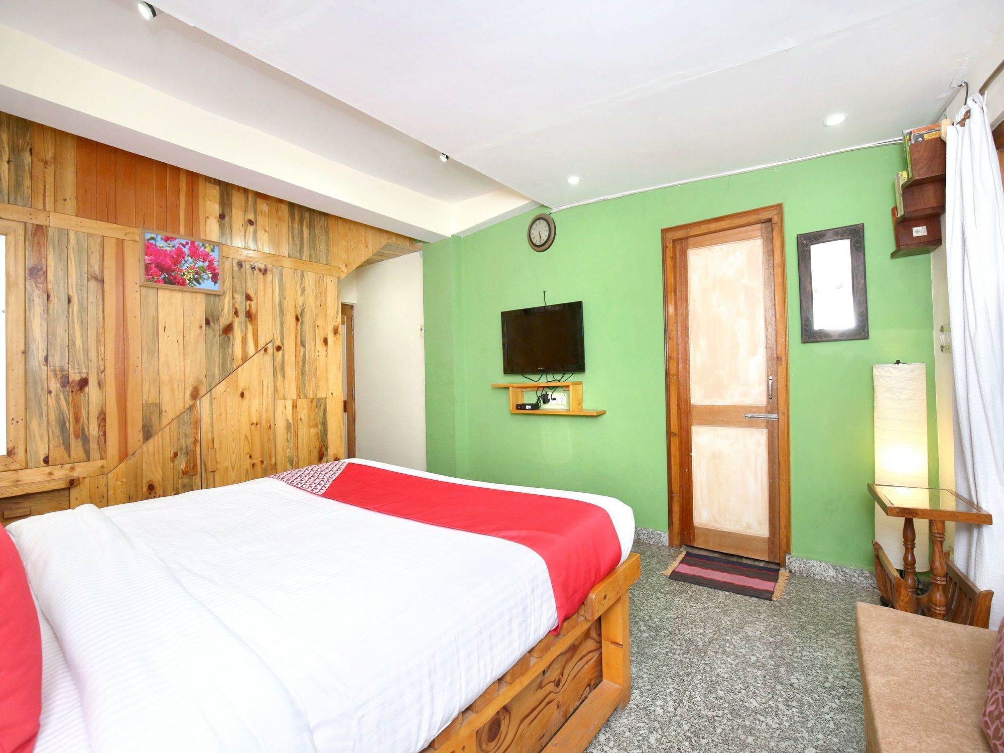 Oyo 12047 Willows Chotta Apartment Shimla