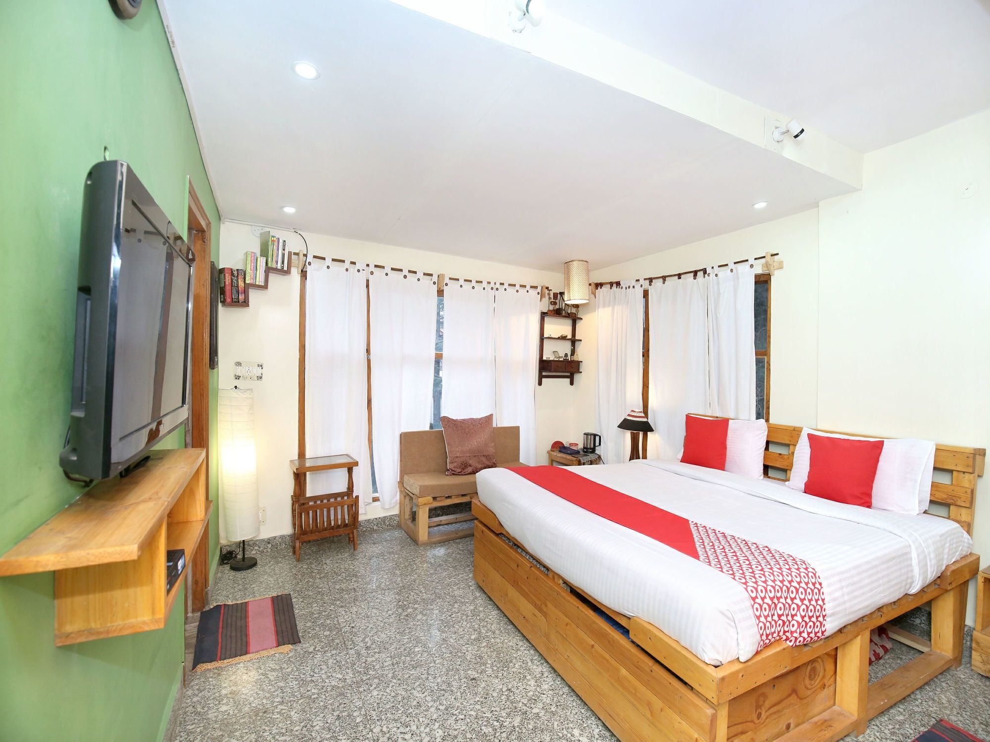Oyo 12047 Willows Chotta * Shimla