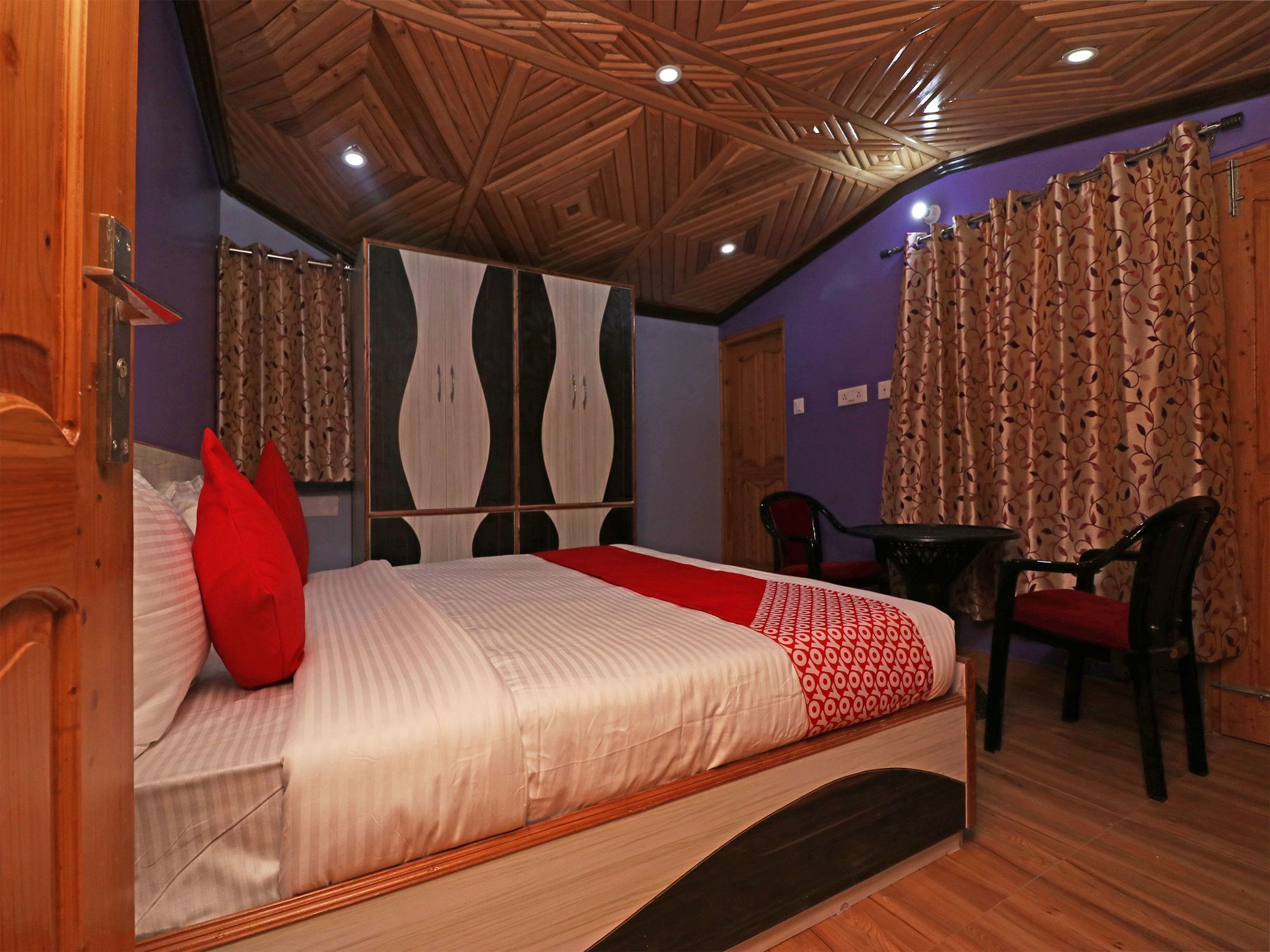 Oyo 13408 3bhk Hill View Devnagar * Shimla