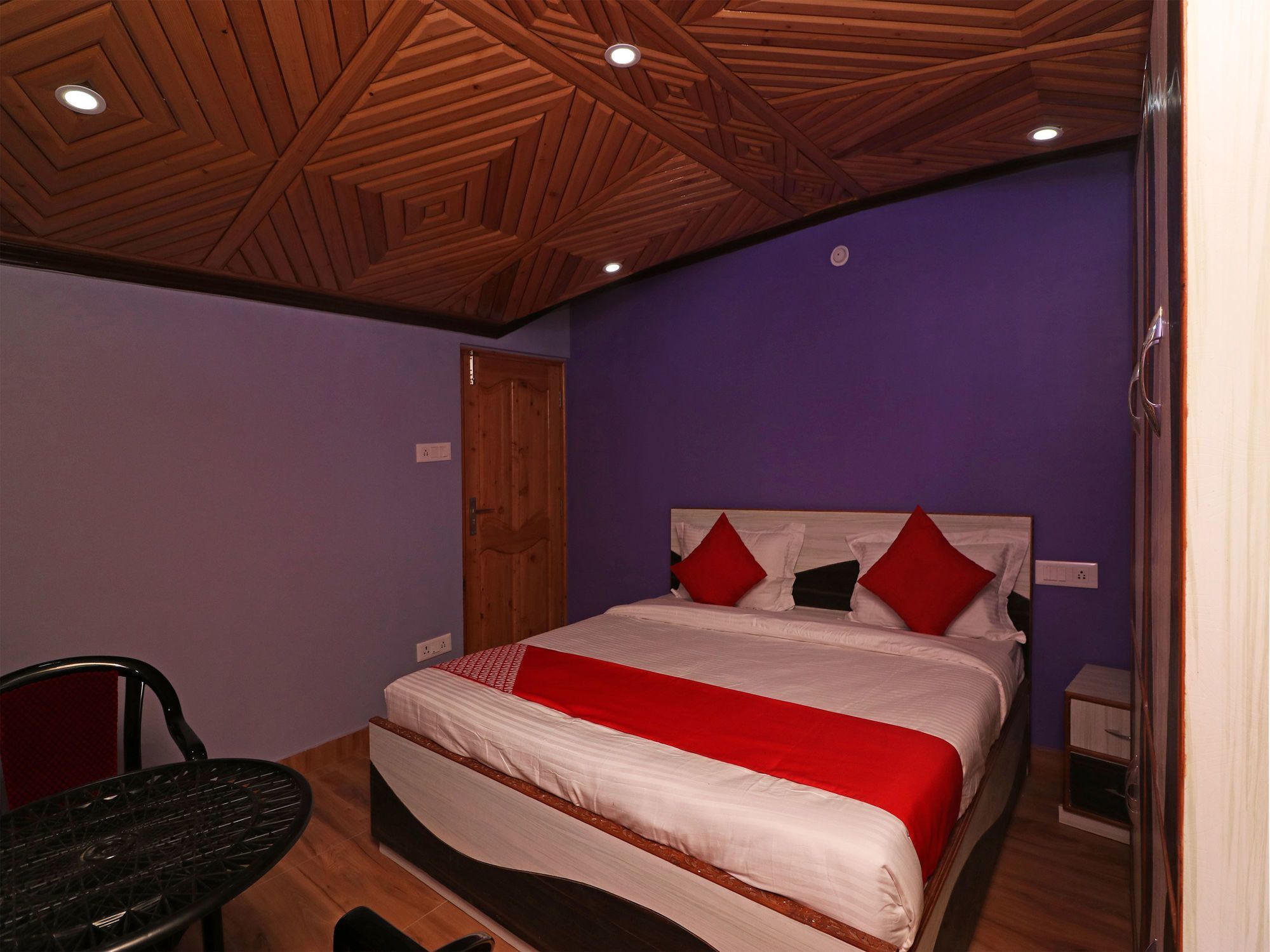 Apartment Oyo 13408 3bhk Hill View Devnagar Shimla