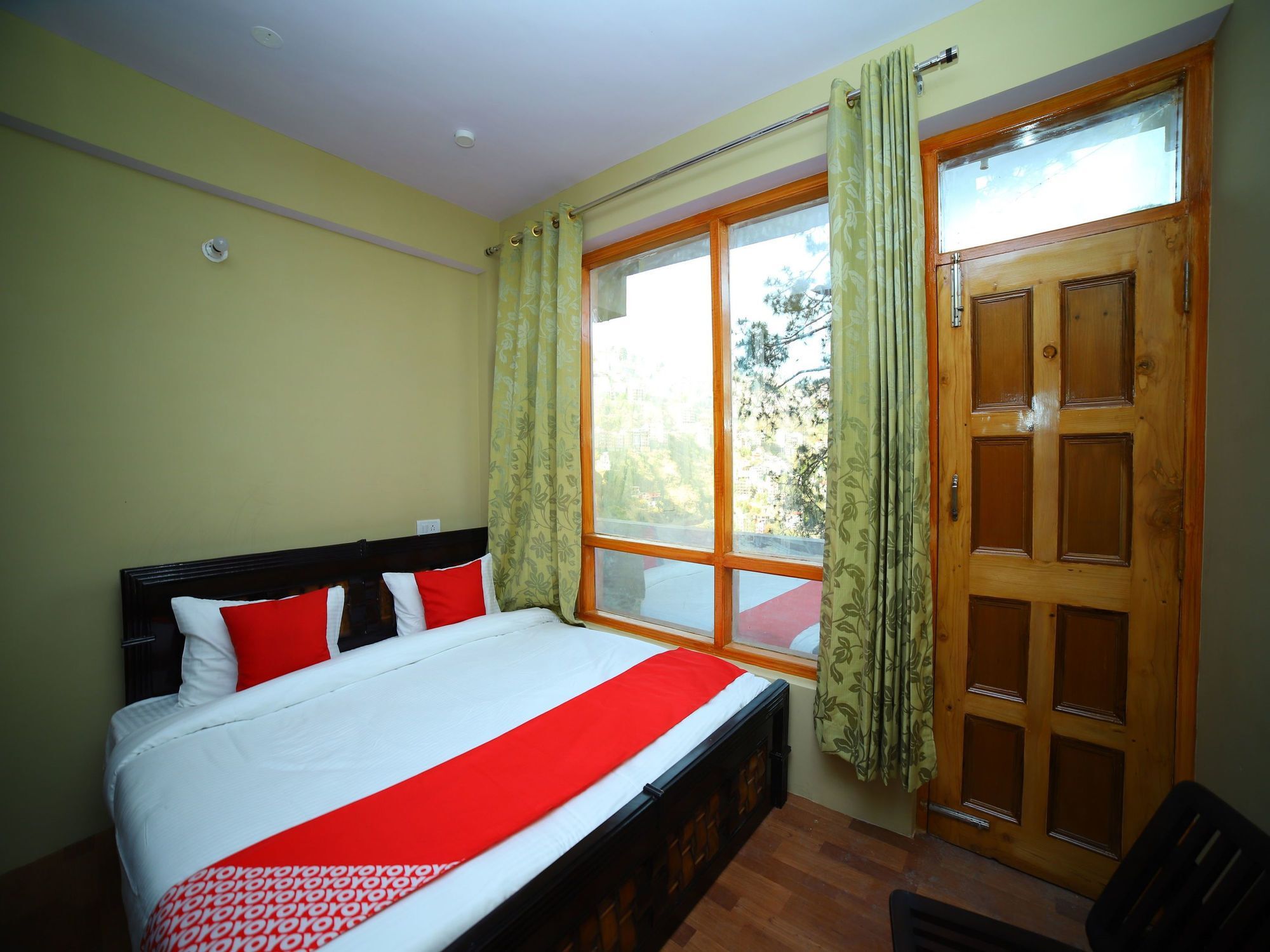 Apartment Oyo 12391 2bhk Hill View Lower Panthagahtti