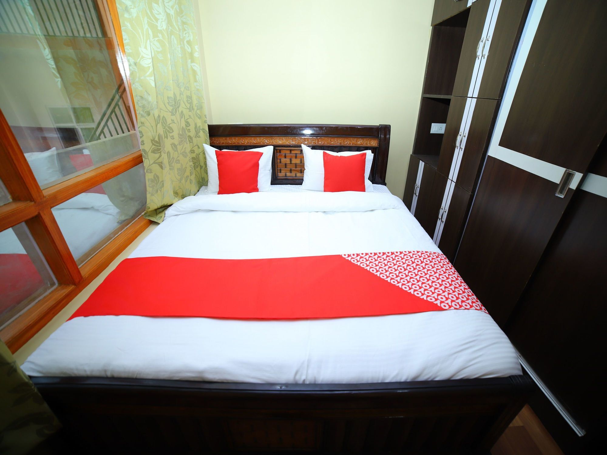 Apartment Oyo 12391 2bhk Hill View Lower Panthagahtti