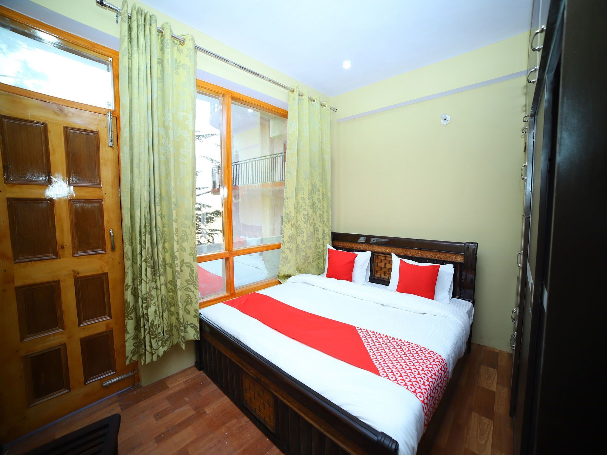 Oyo 12391 2bhk Hill View Lower Panthagahtti