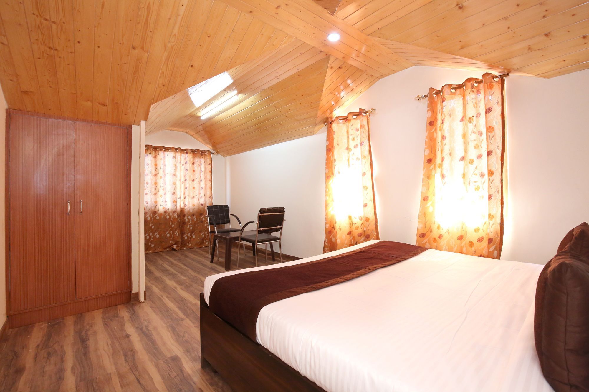 Oyo 10084 2bhk Bhattakufer Shimla