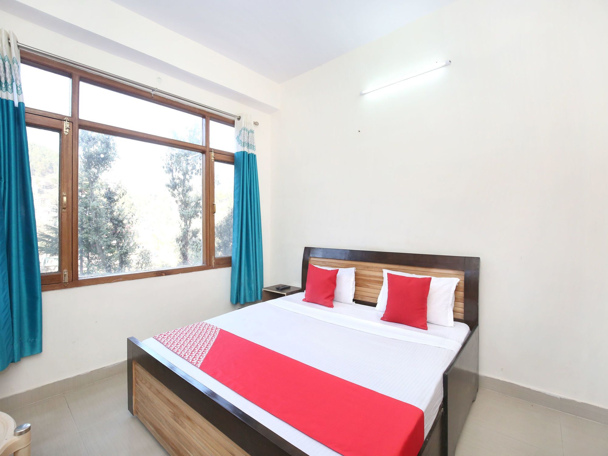 Apartment Oyo 12234 View Sankat Mochan Shimla