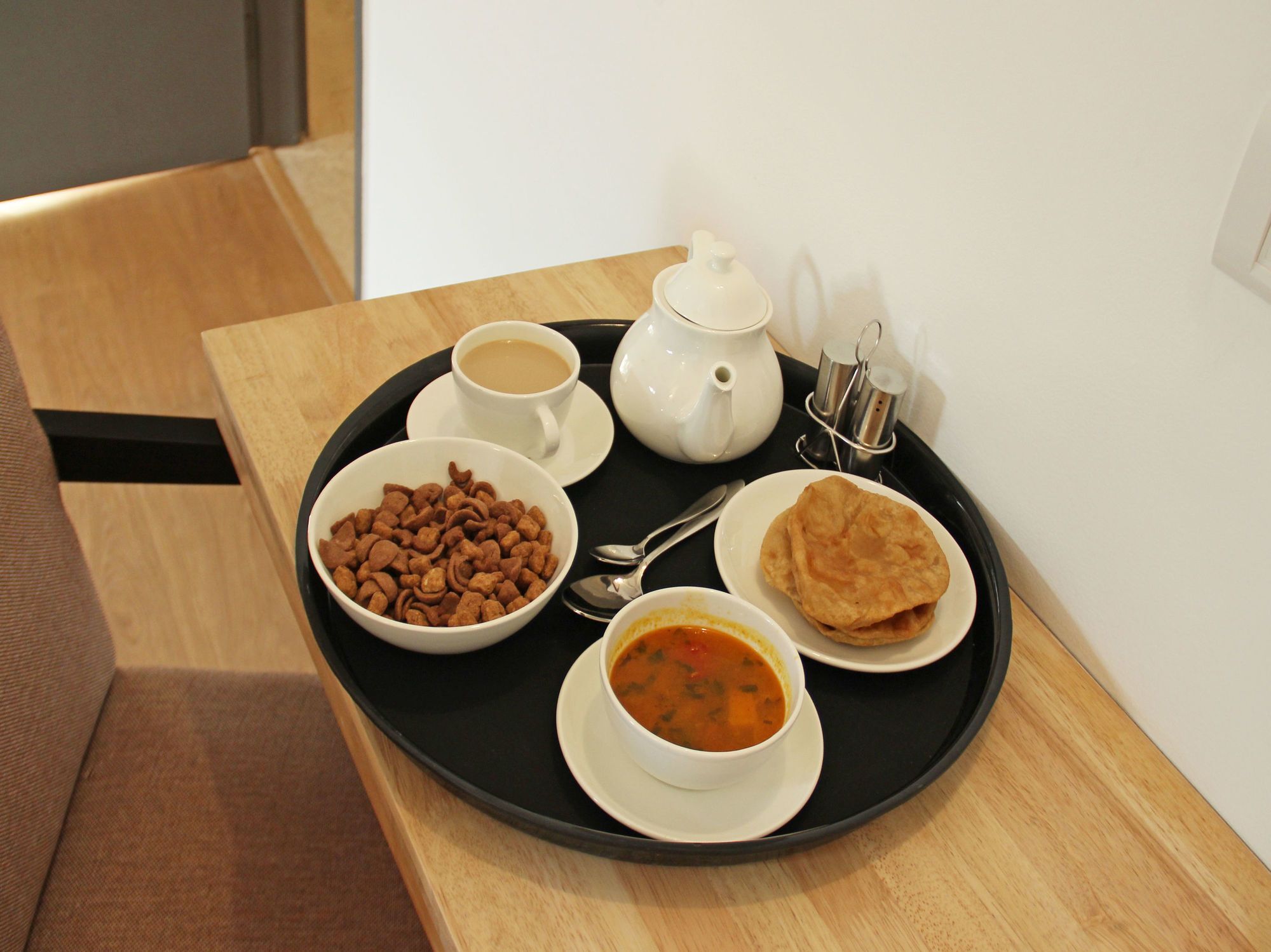 Oyo 11584 Modern Shimla