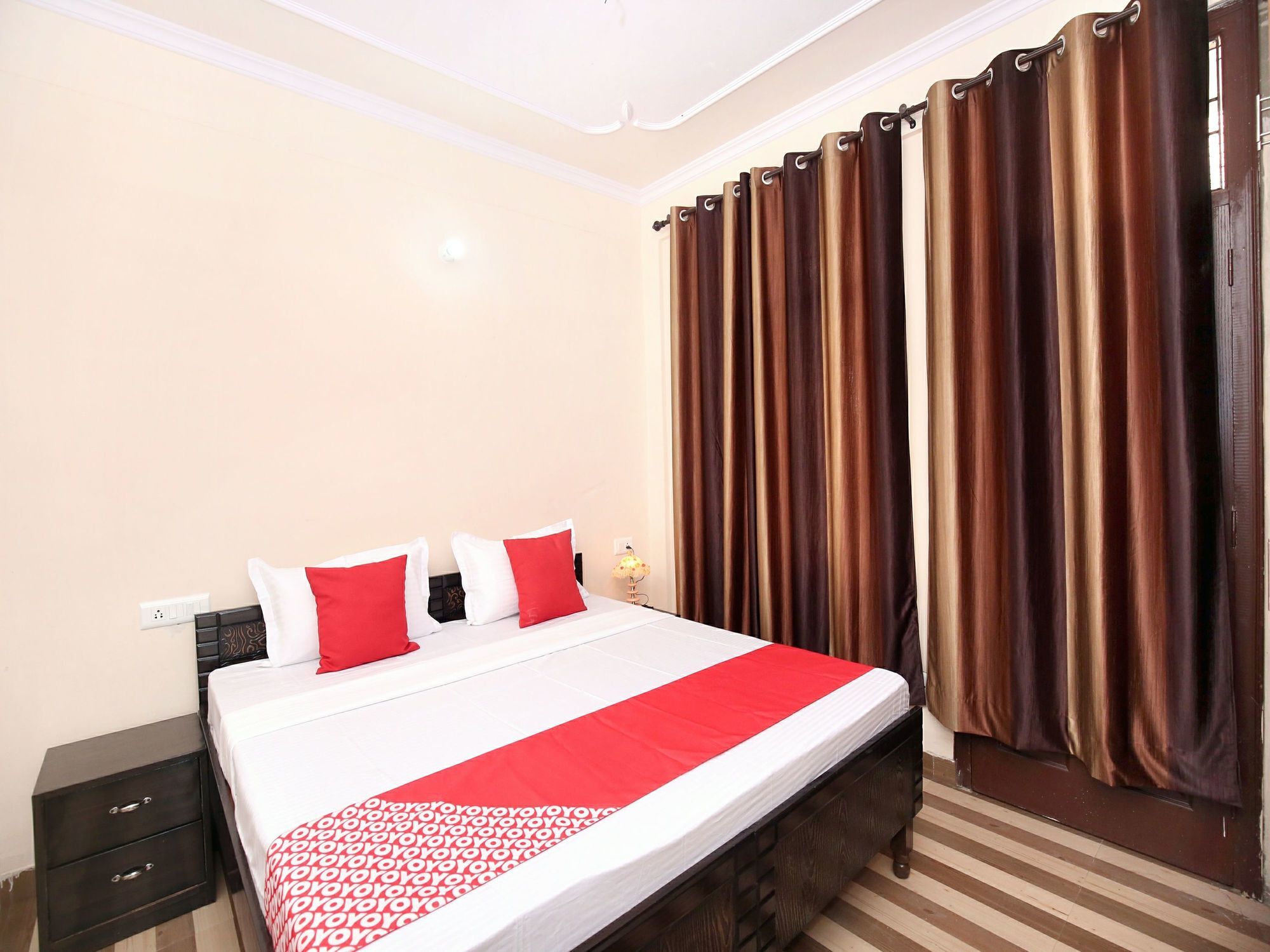 Apartment Oyo 12408 2bhk Hill View Kamyana Shimla