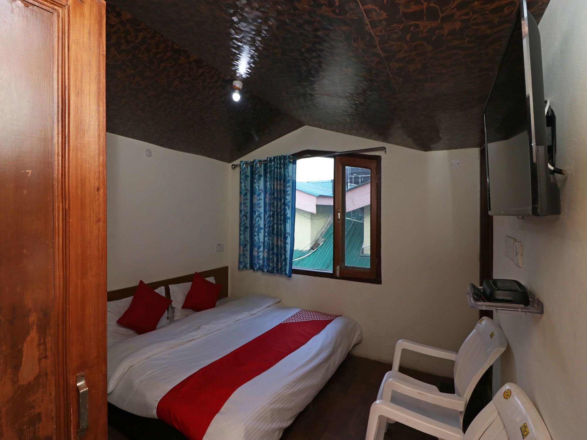 Oyo 13353 Friends Colony Apartment Shimla