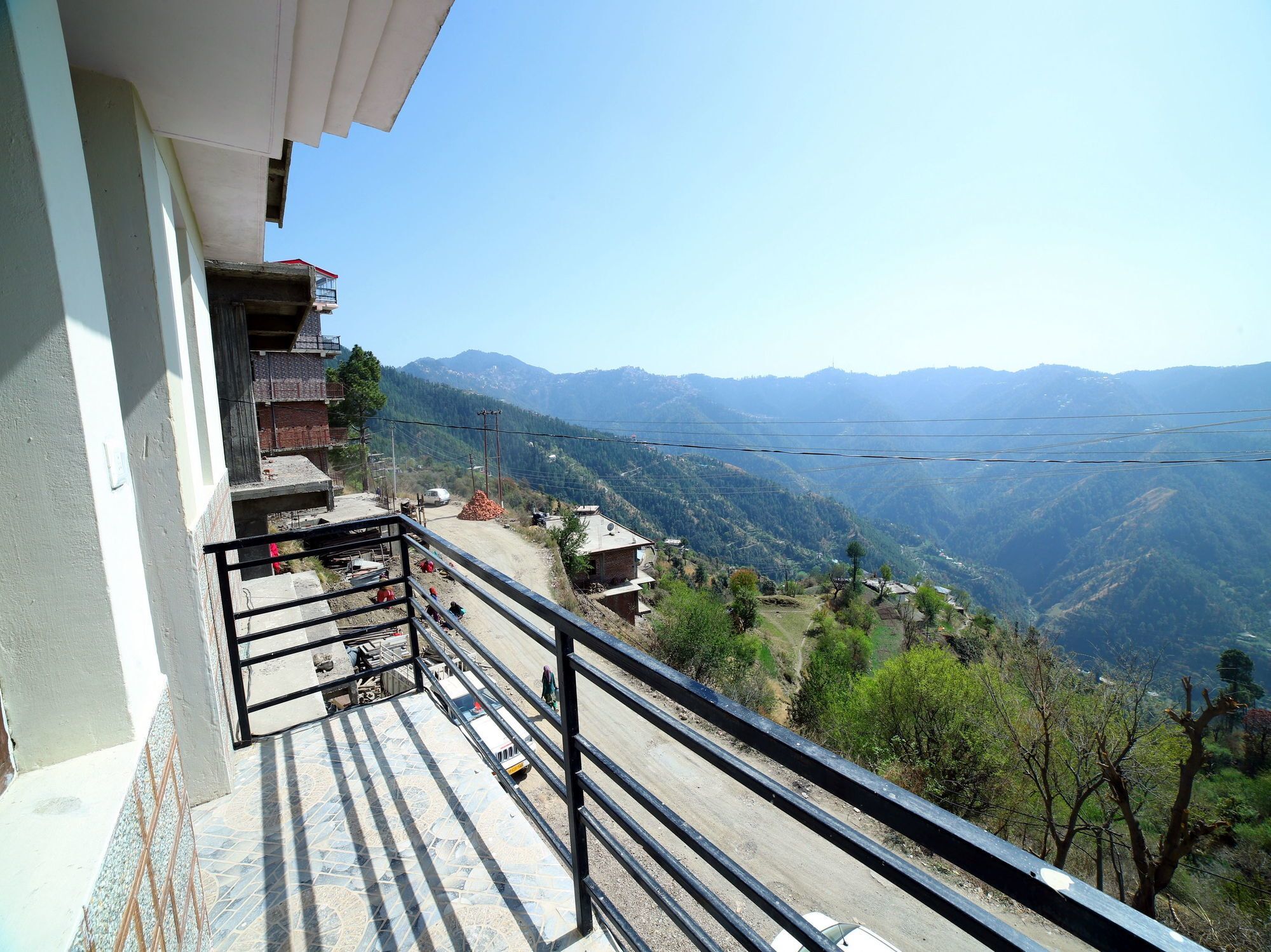Apartment Oyo 12408 2bhk Hill View Kamyana *