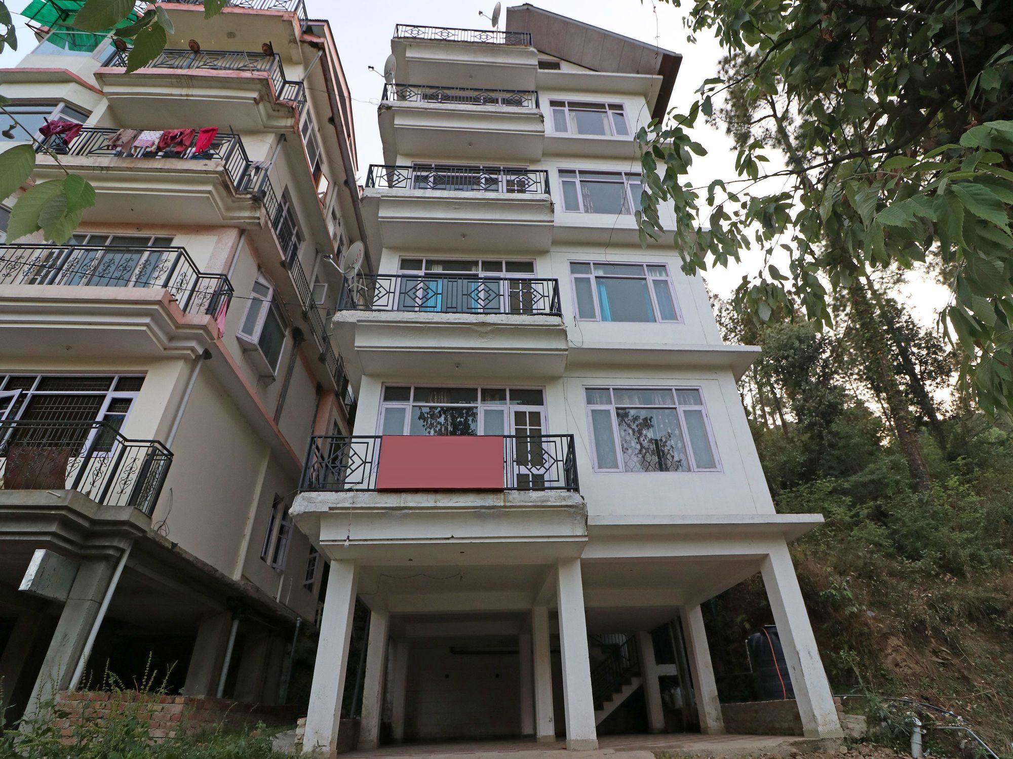 Oyo 13353 Friends Colony * Shimla