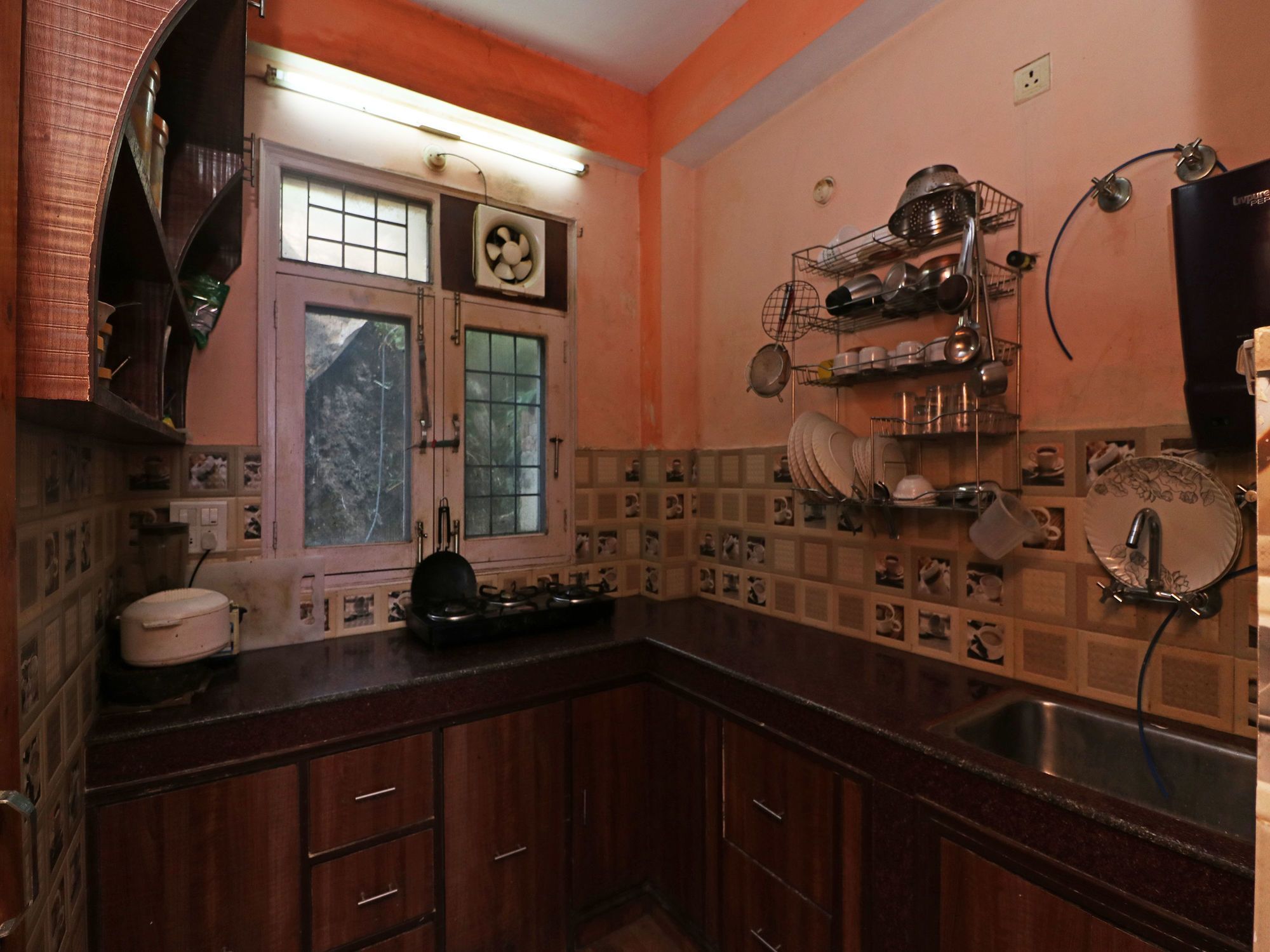 Oyo 13421 Cozy Hill View 2bhk Chota *
