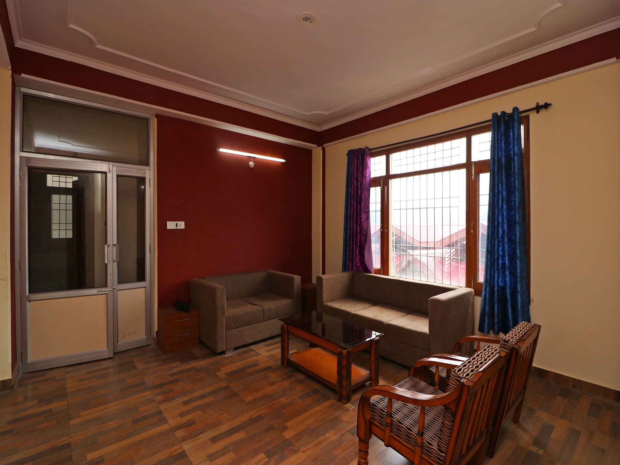 Apartment Oyo 13421 Cozy Hill View 2bhk Chota Shimla