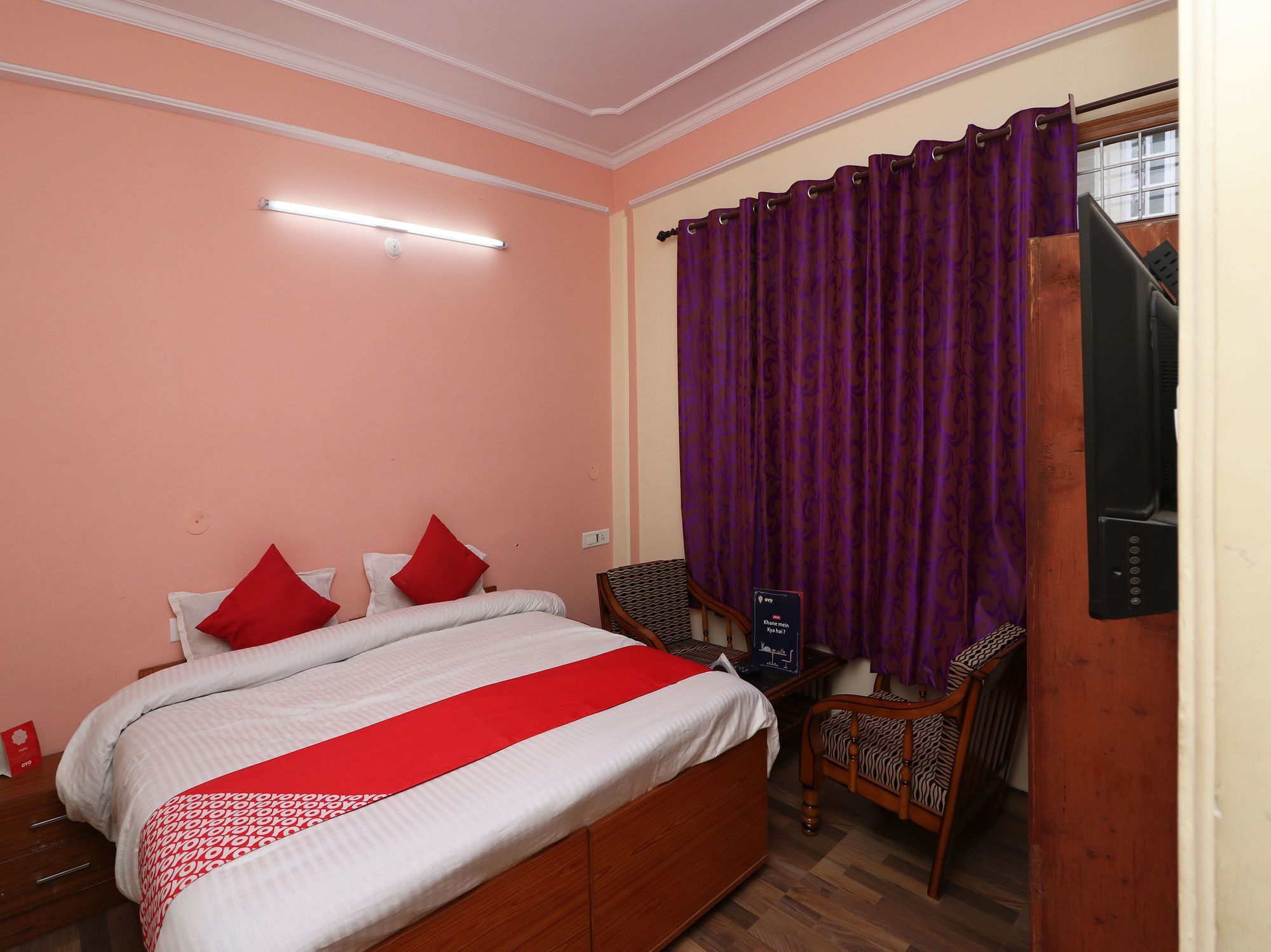 Oyo 13421 Cozy Hill View 2bhk Chota Apartment