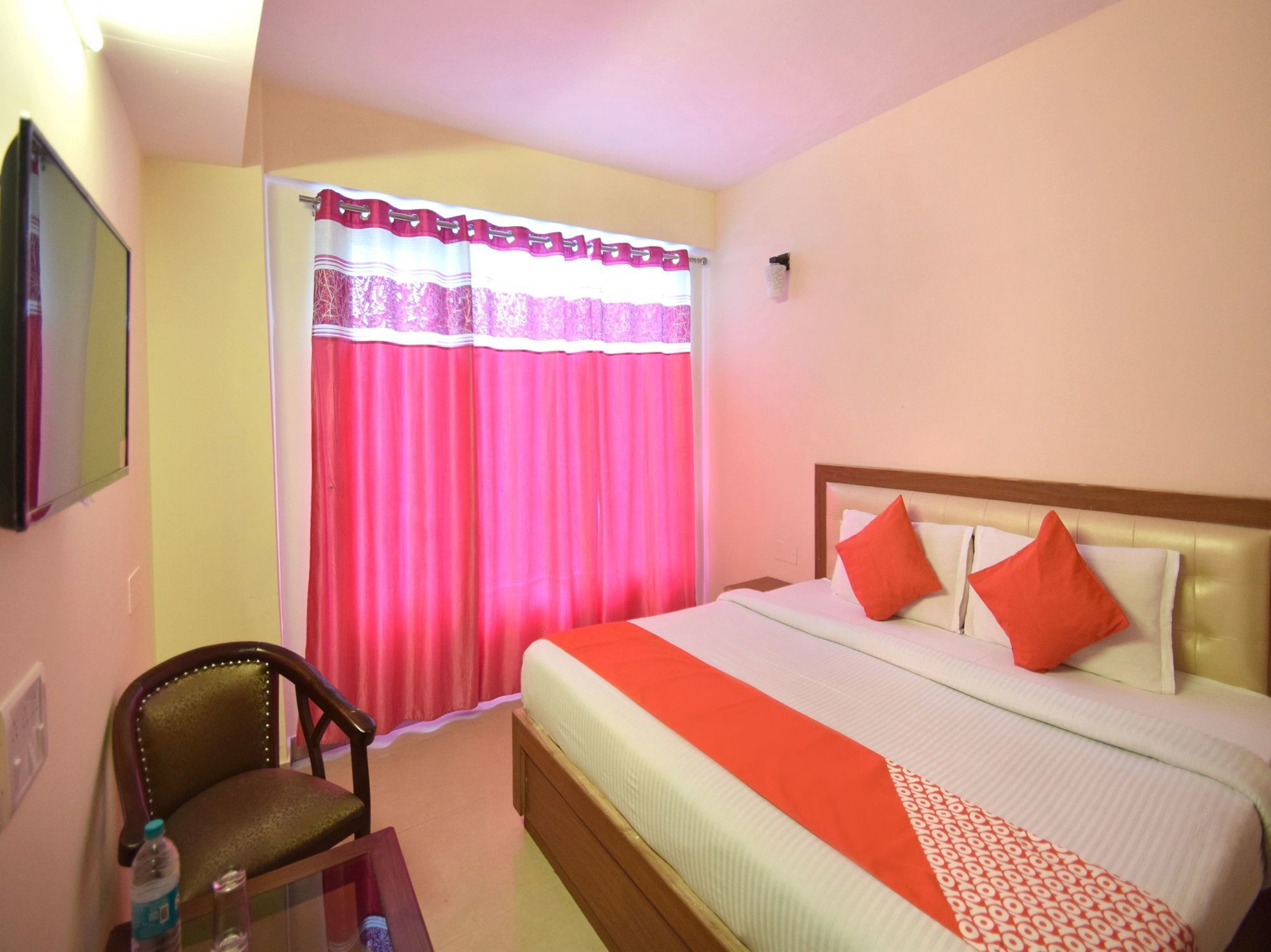 Oyo 8439 Howard 3* Shimla