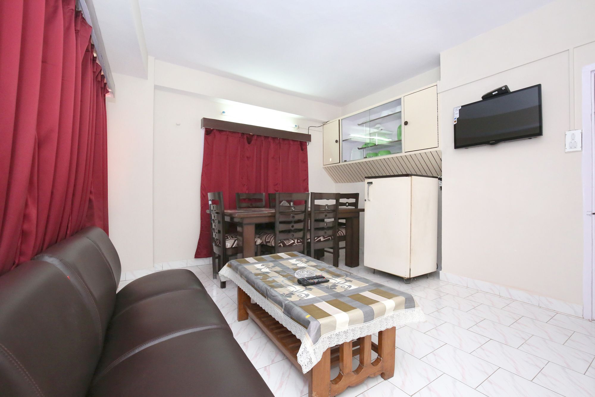 Hotel Oyo 10404 3bhk The Mall Shimla