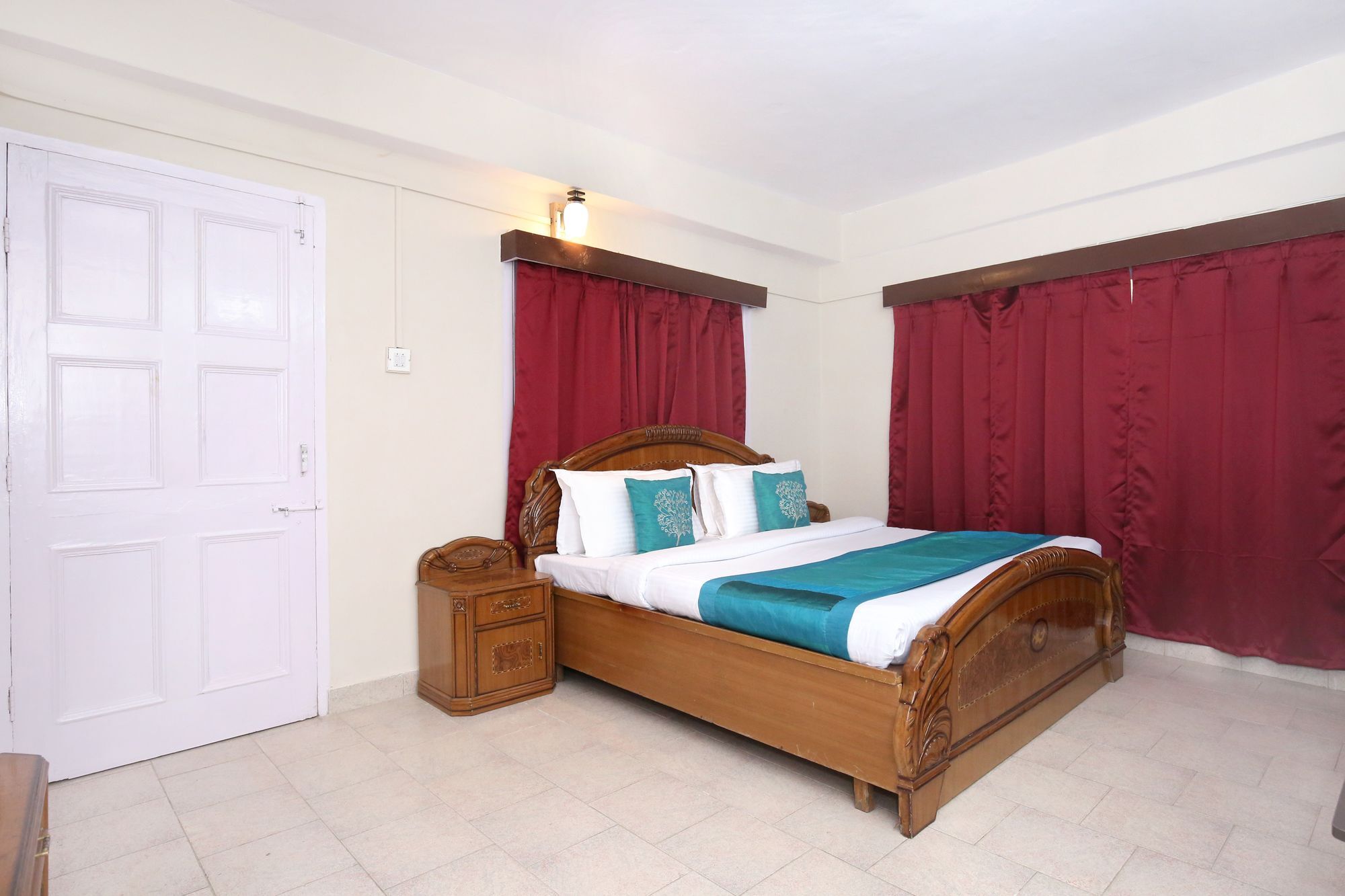 Oyo 10404 3bhk The Mall 2* Shimla