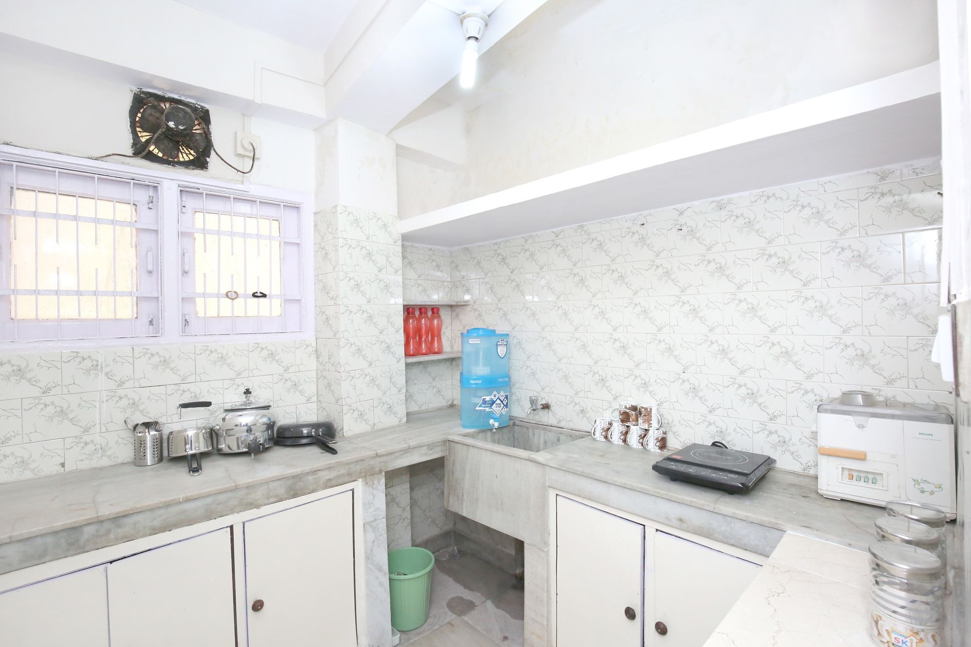 Hotel Oyo 10404 3bhk The Mall