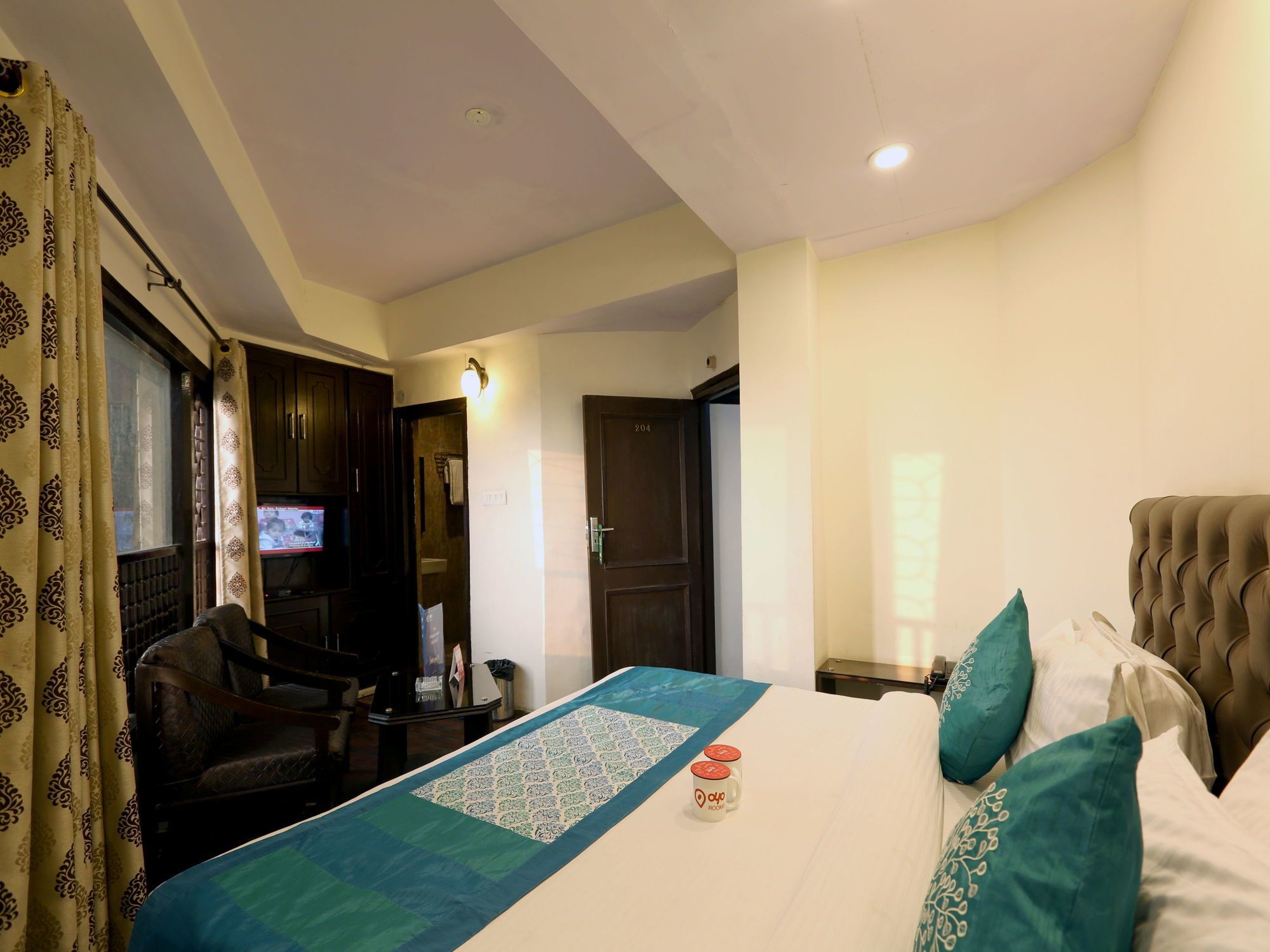 Oyo 055 Mall Rd Tourism Lift 3* Shimla