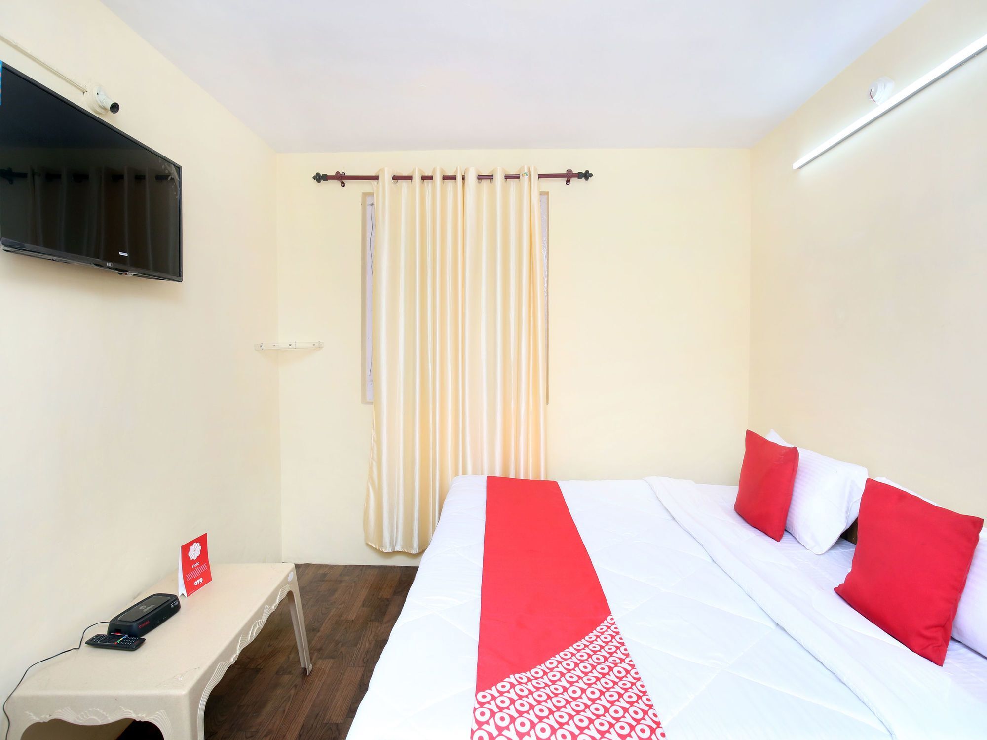 Hotel Oyo 13645 Ever Sunny