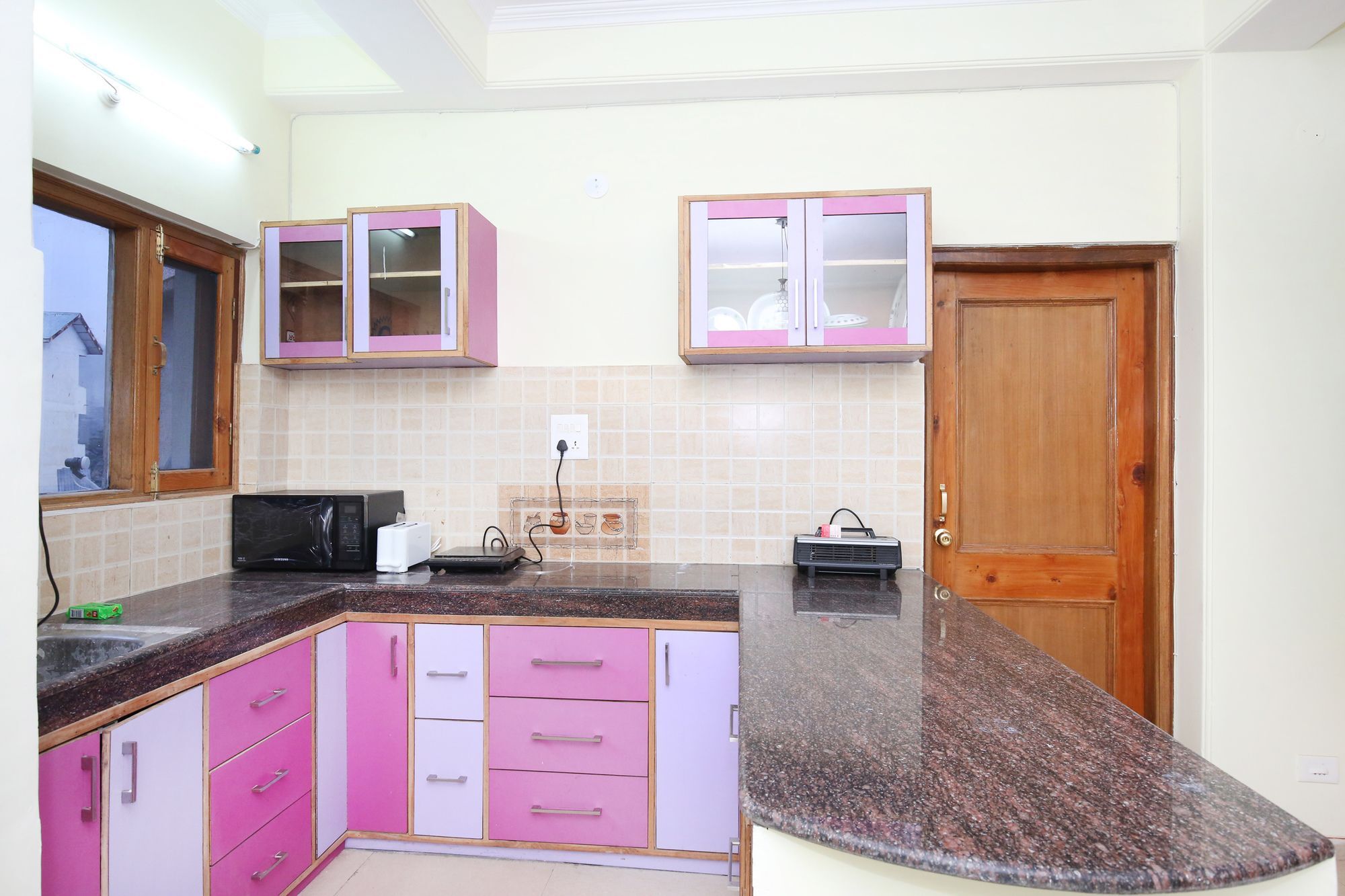 Oyo 10869 2bhk Kaithu