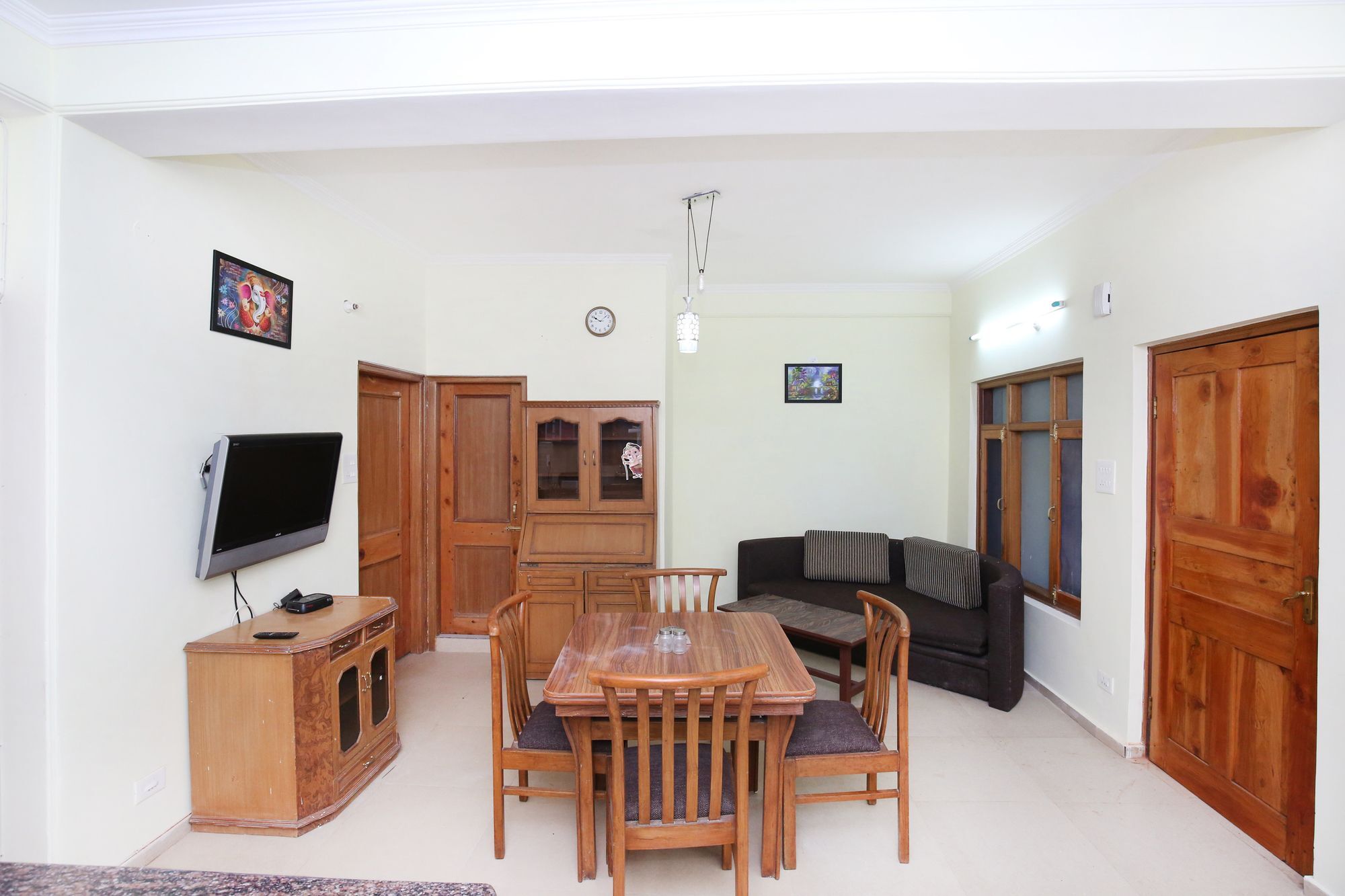 Oyo 10869 2bhk Kaithu Hotel 2*