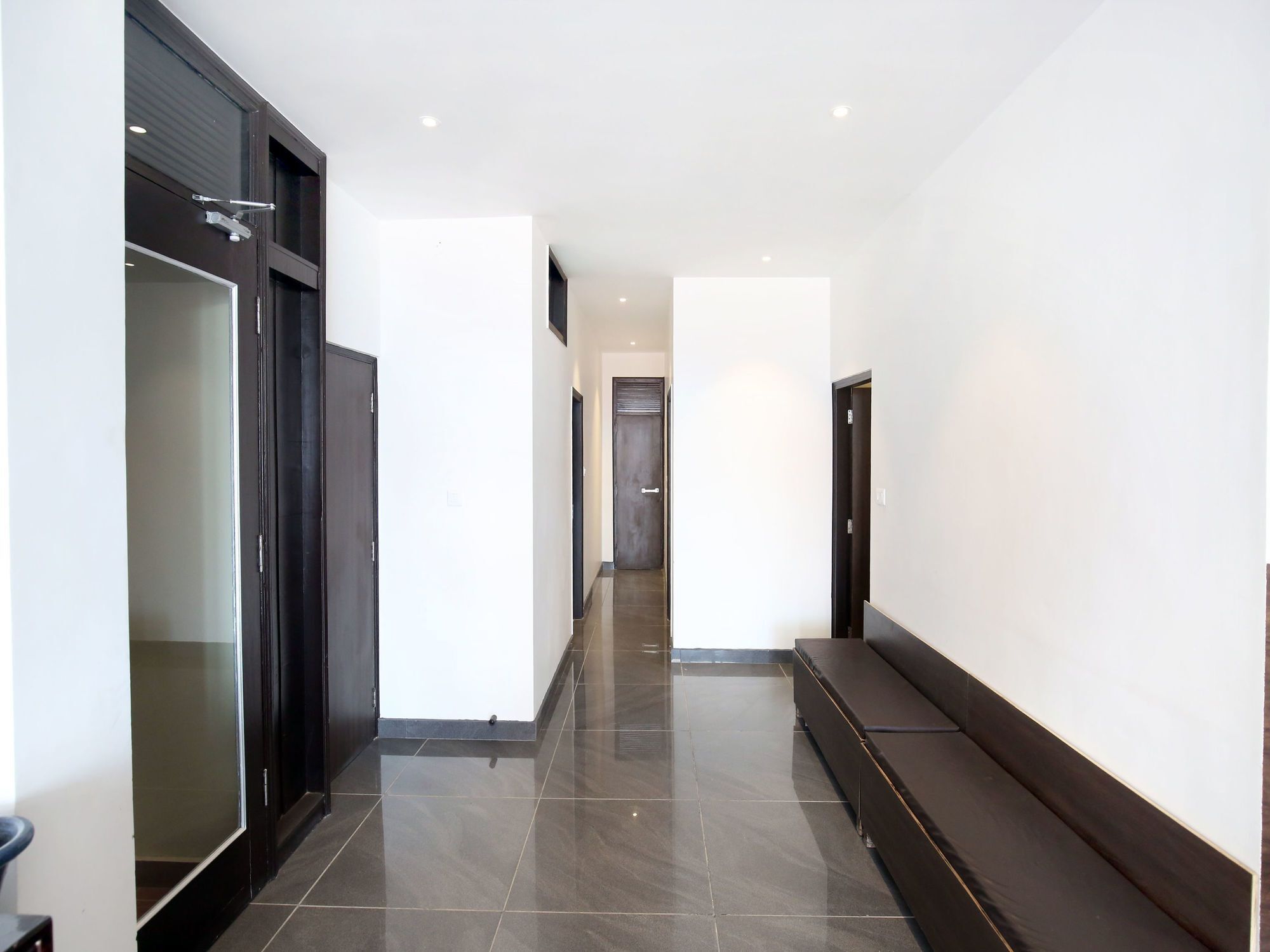 Oyo 13307 Modern Shoghi 2* Shimla