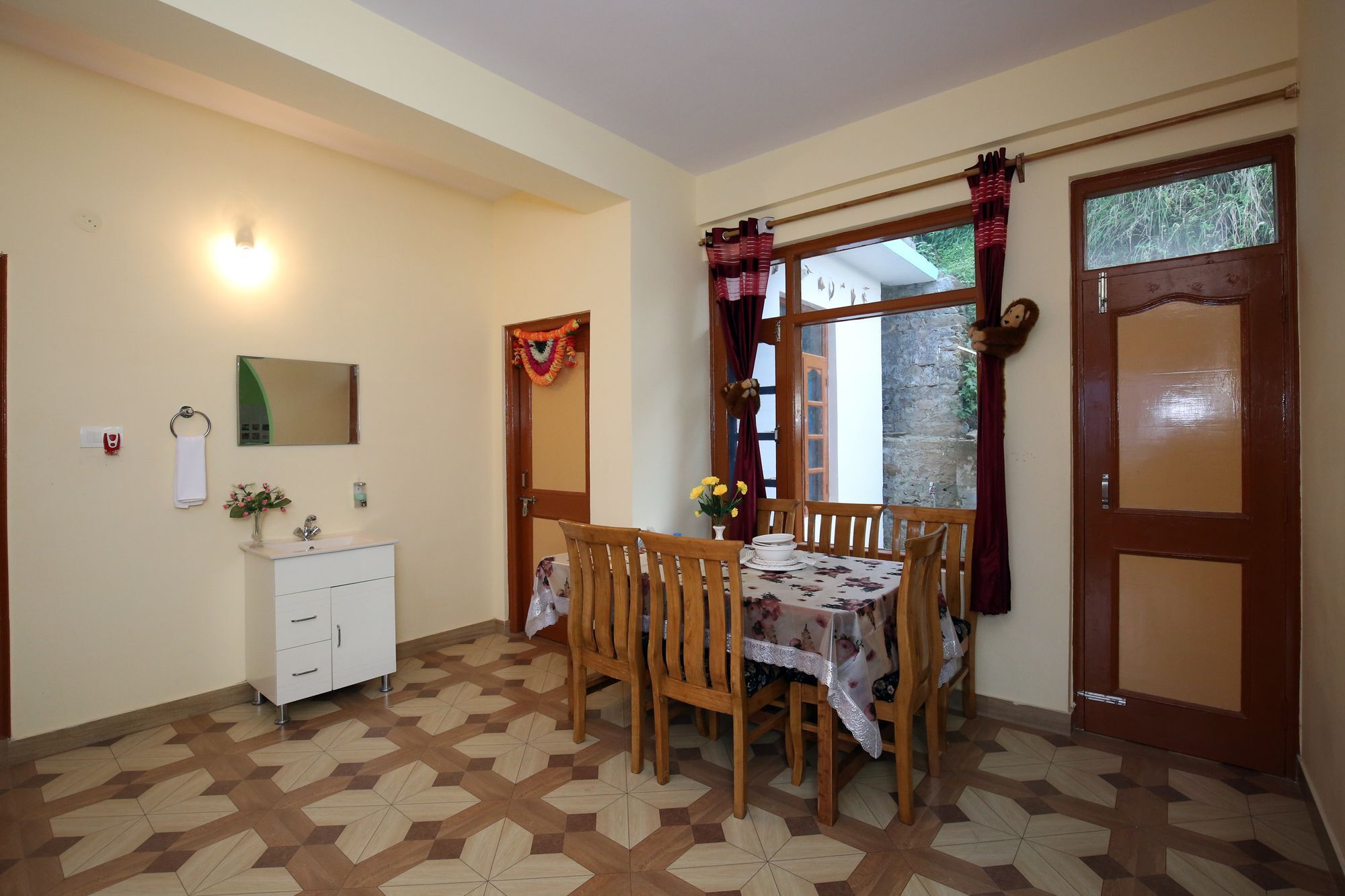 Oyo 9703 Serene View 2bhk Jhanjeri