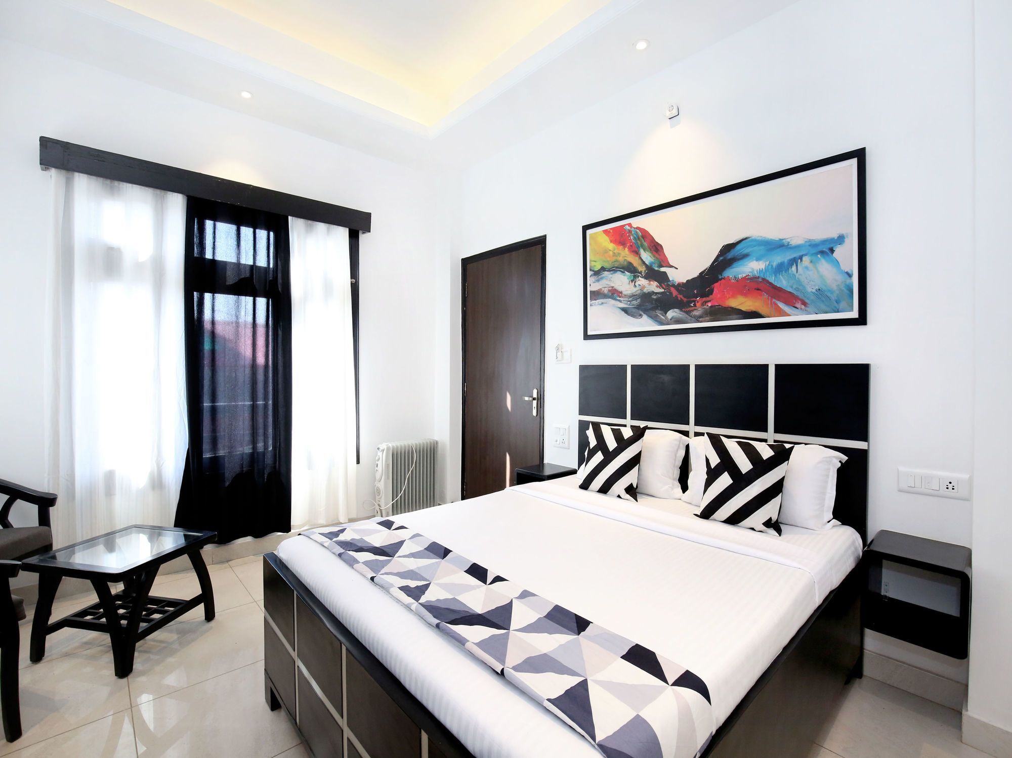 Oyo 13307 Modern Shoghi Hotel Shimla
