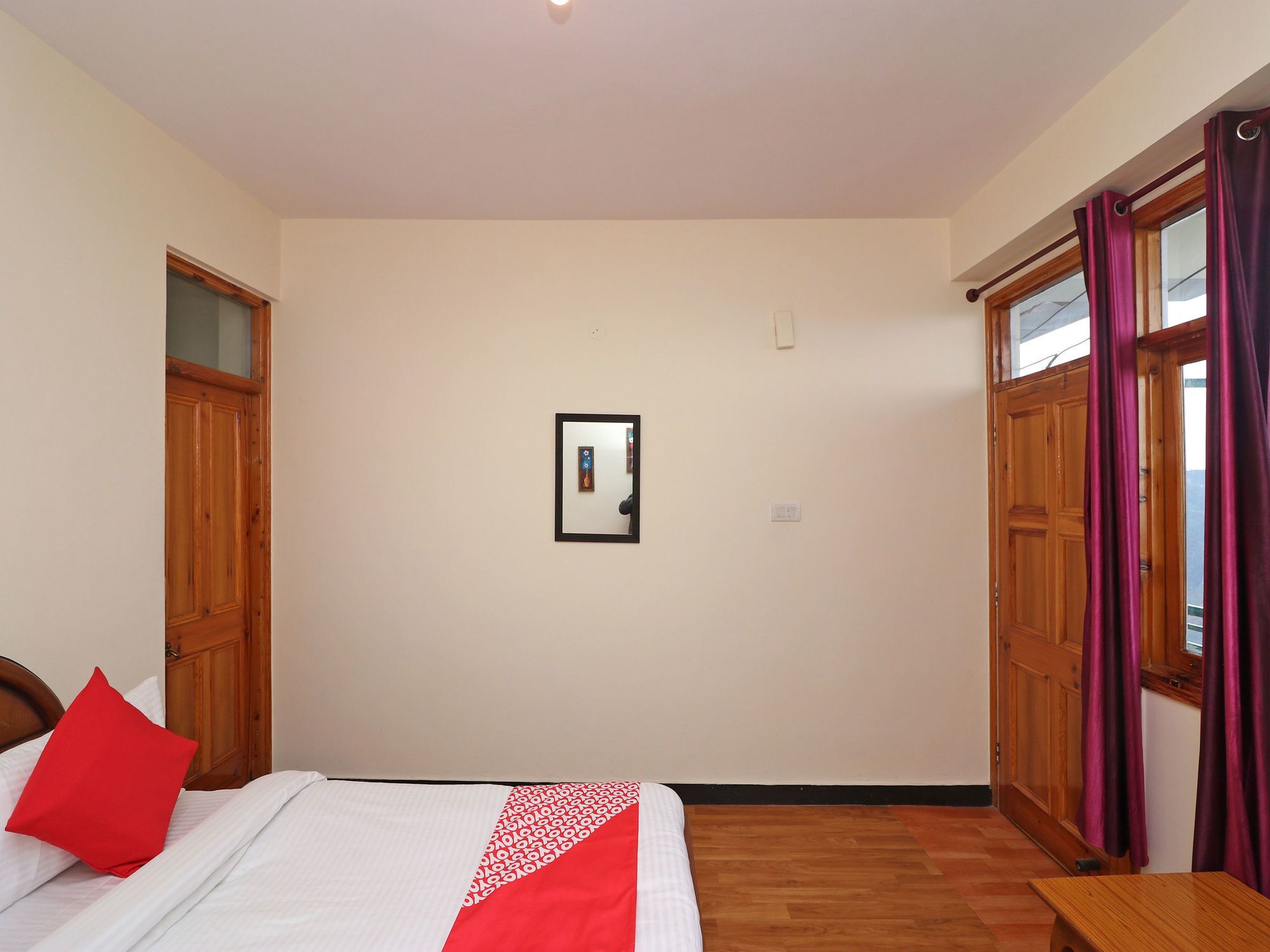 Oyo 13317 Hill View 2bhk Mashobra Hotel
