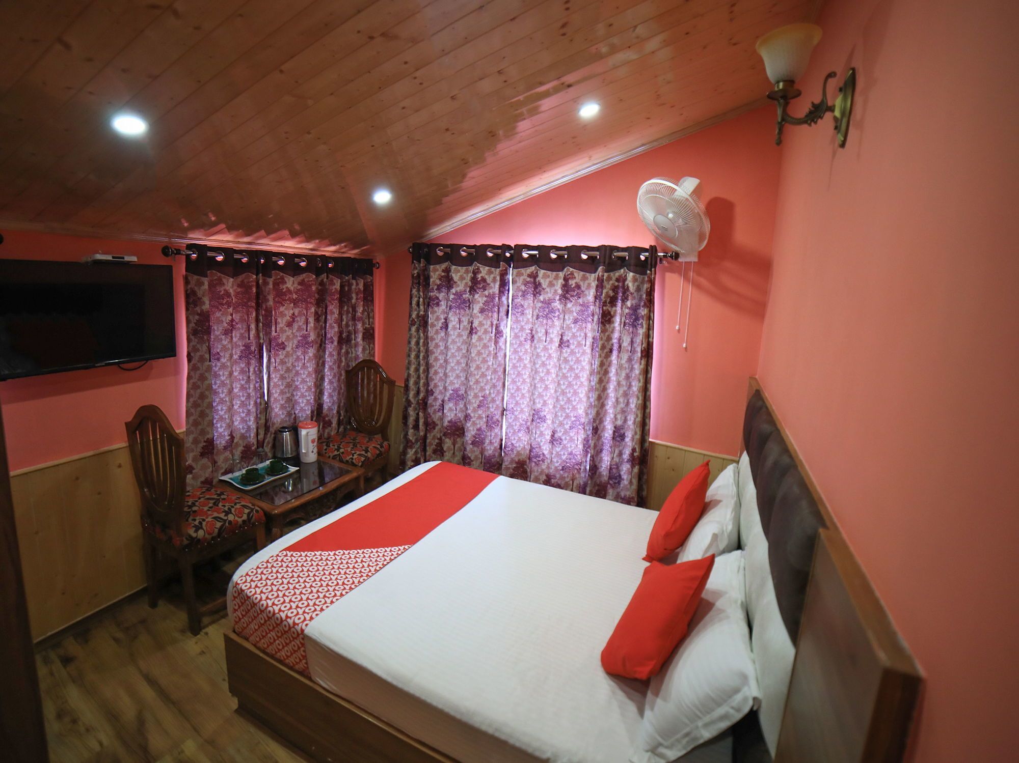 Oyo 17002 Apple House 2* Shimla