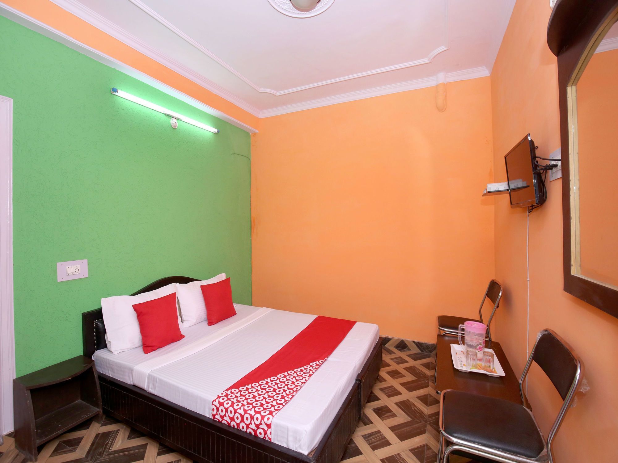 Oyo 13041 Serene 2bhk Bharari Shimla