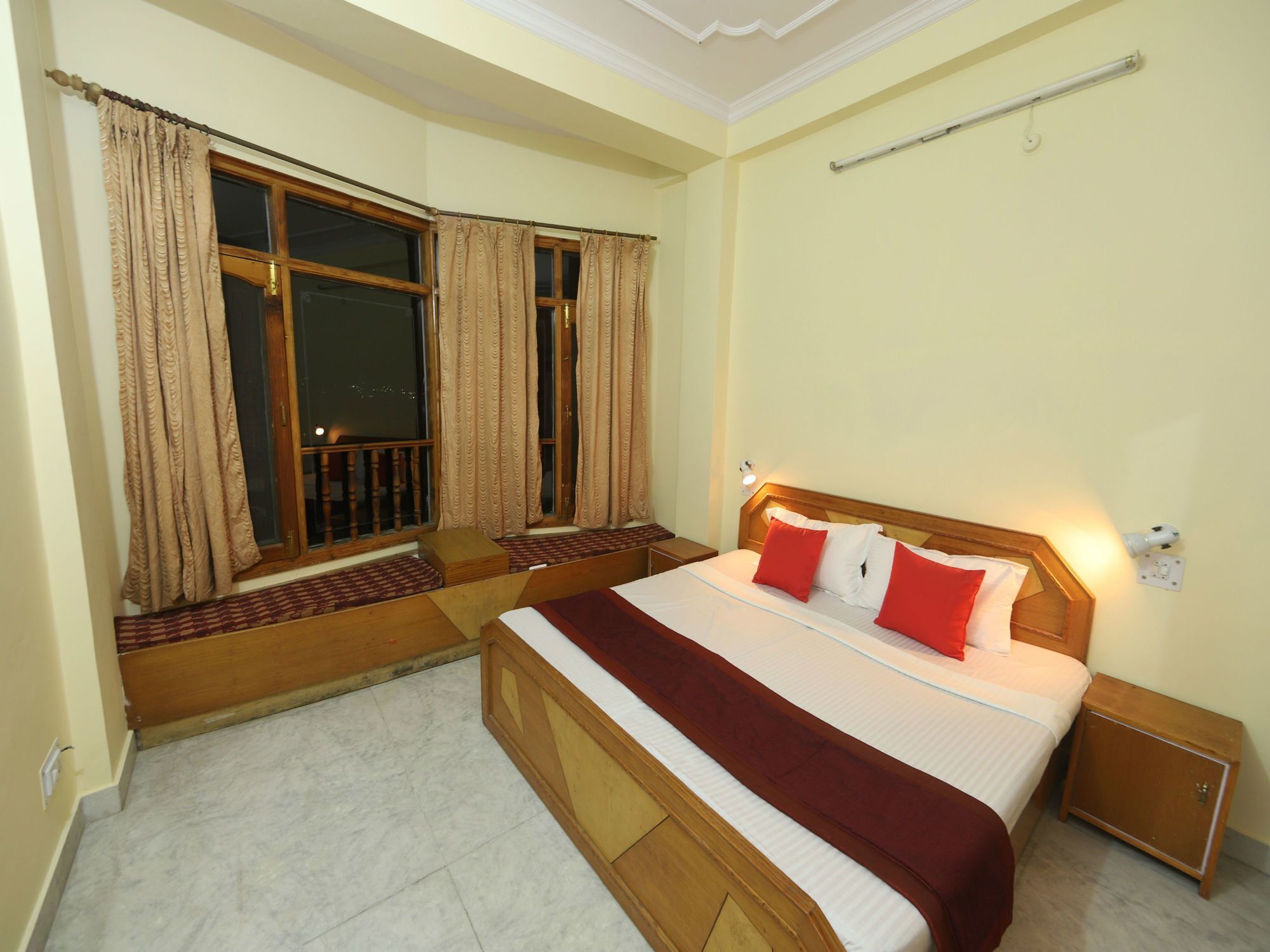 Valley View 2bhk In Mashobra-naldera 3* Shimla