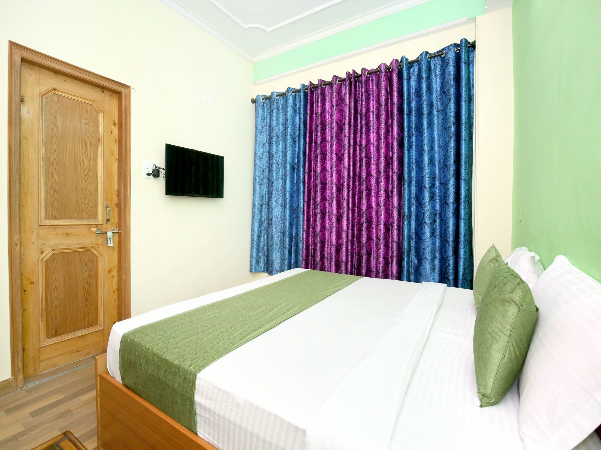 Apartment Oyo 12321 Hills View Chotta