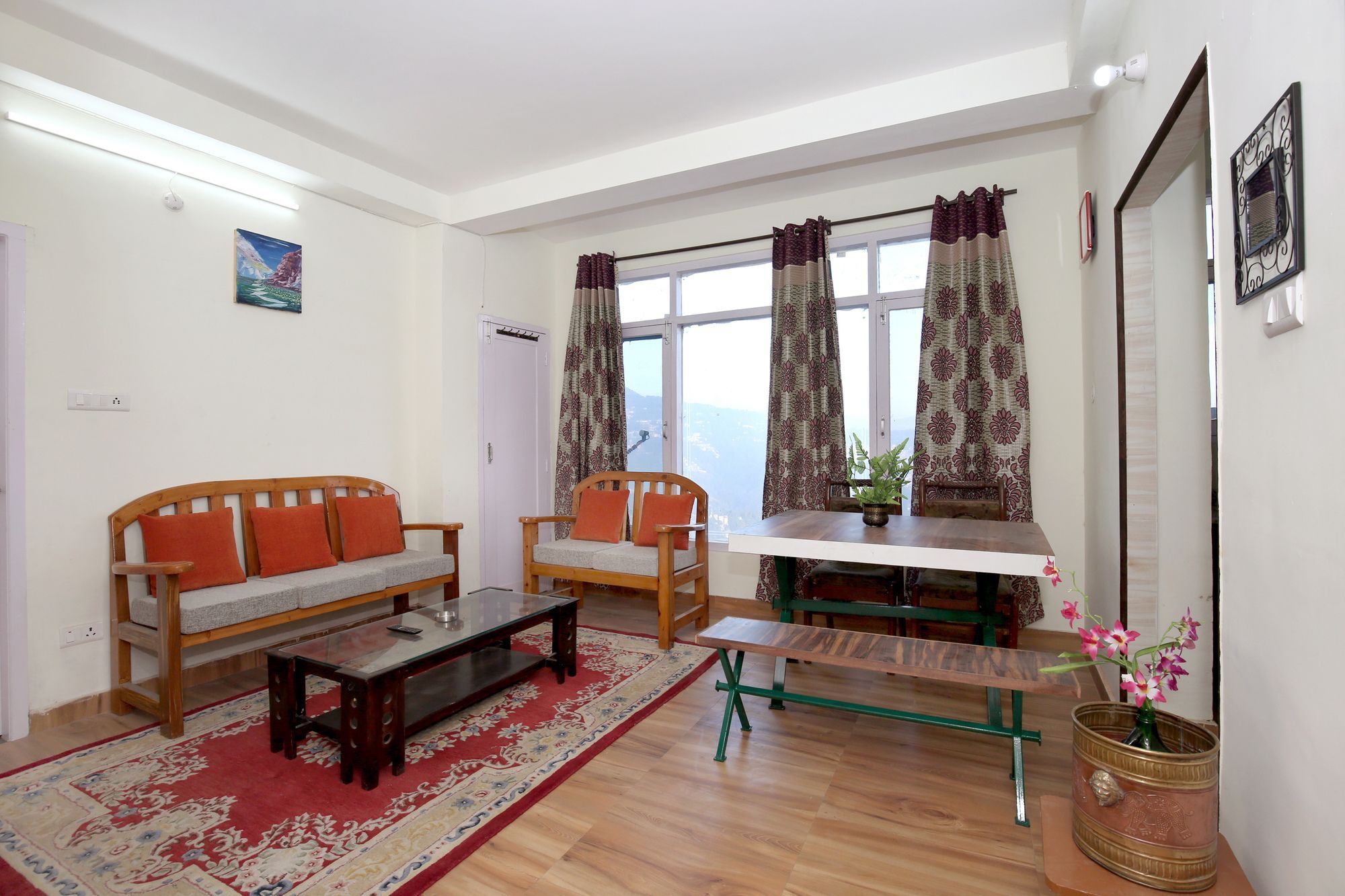 2bhk Snow View Guest house 3*