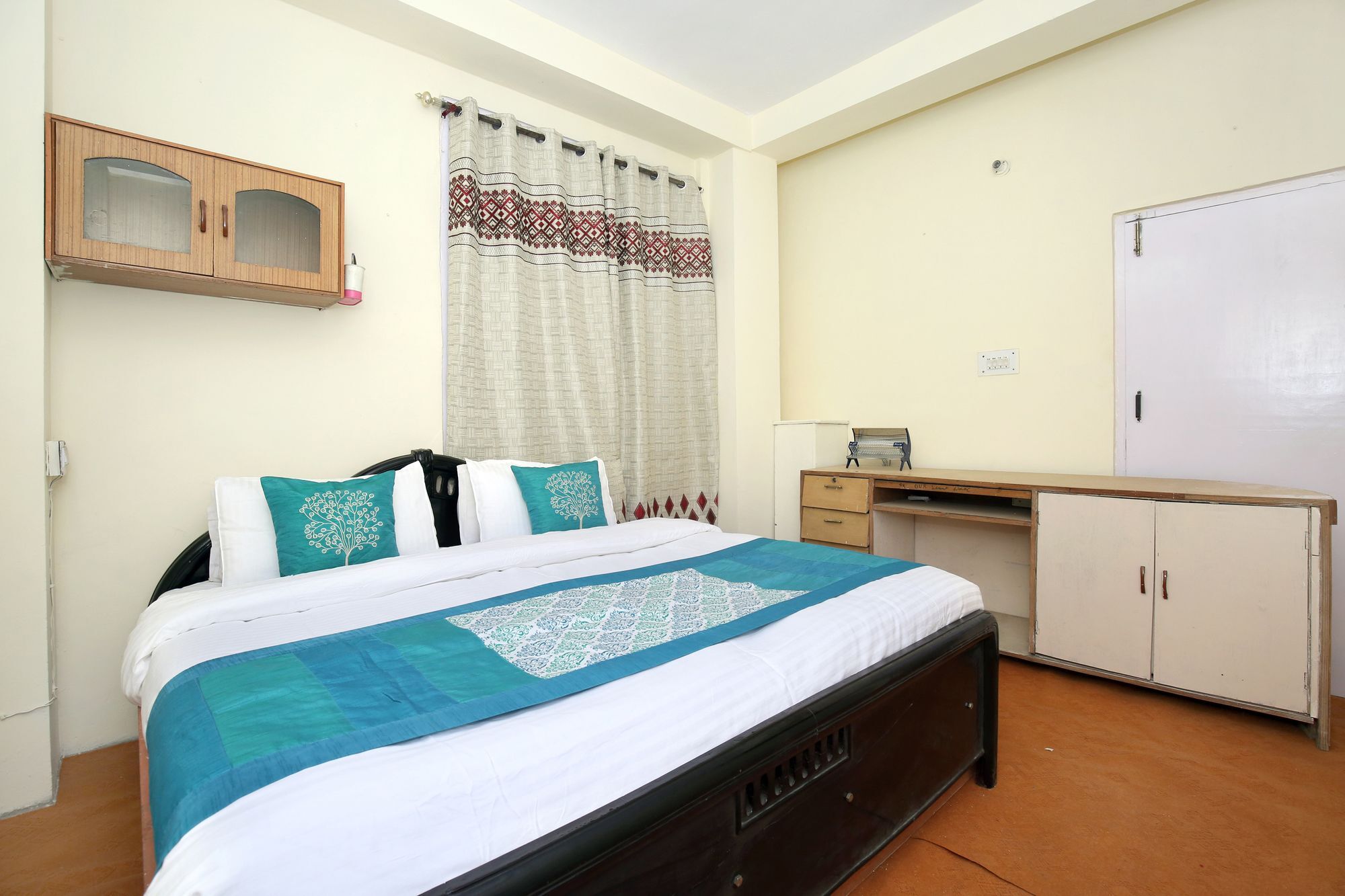 Guest house 2bhk Snow View