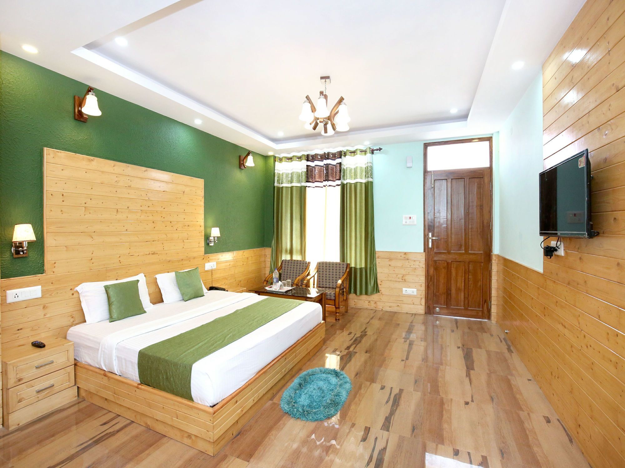 Oyo 12321 Hills View Chotta Apartment