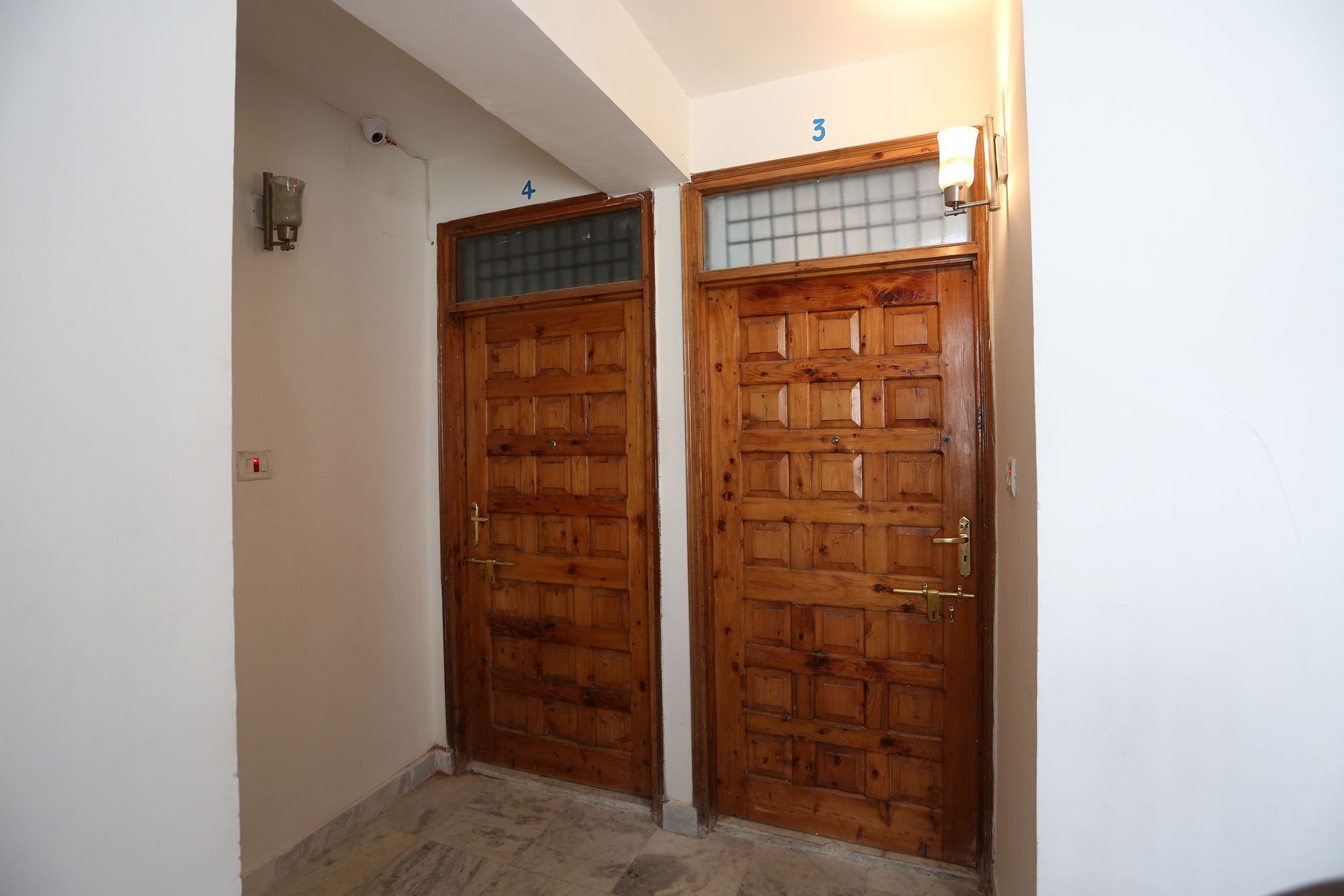 Oyo 9102 3bhk Pinewood Valley *