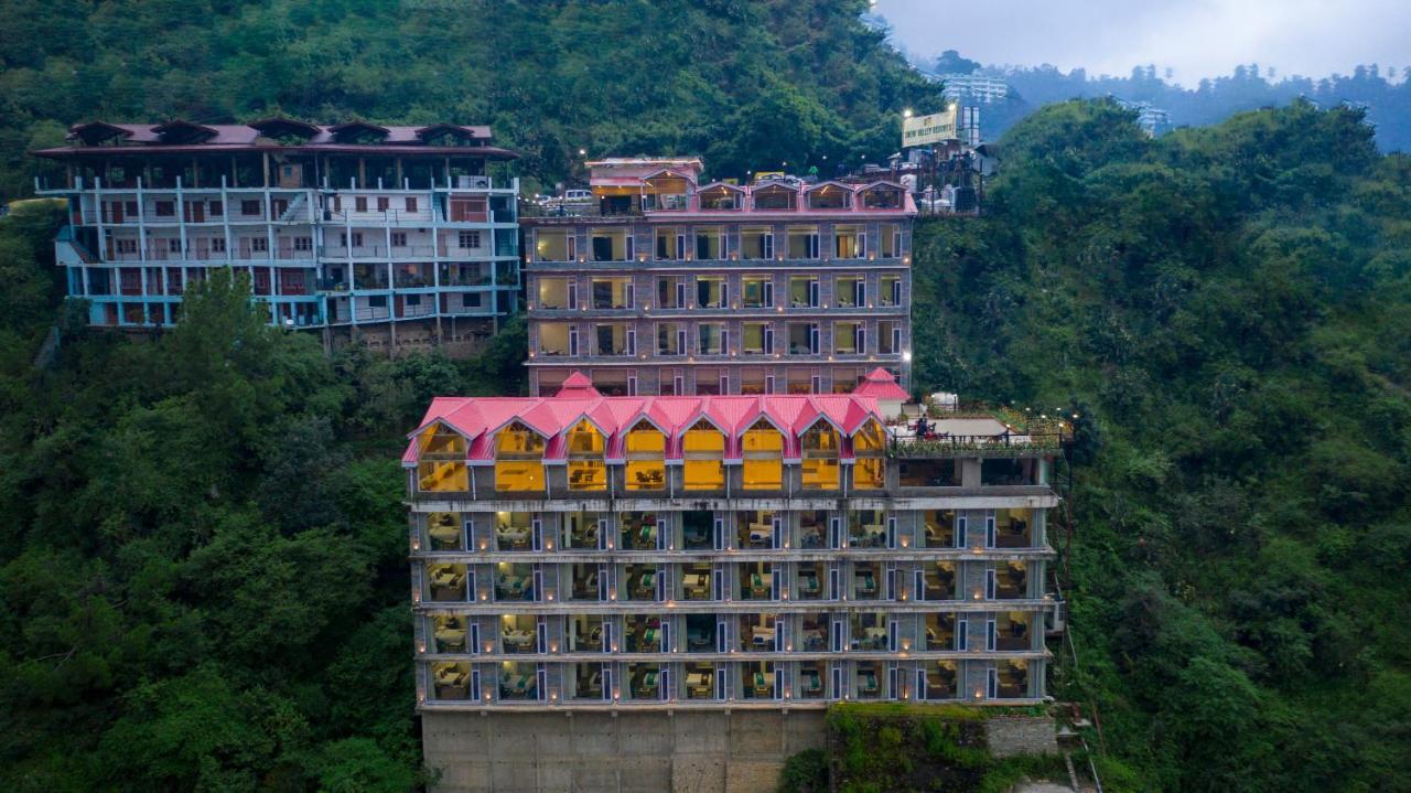 Snow Valley Hotel