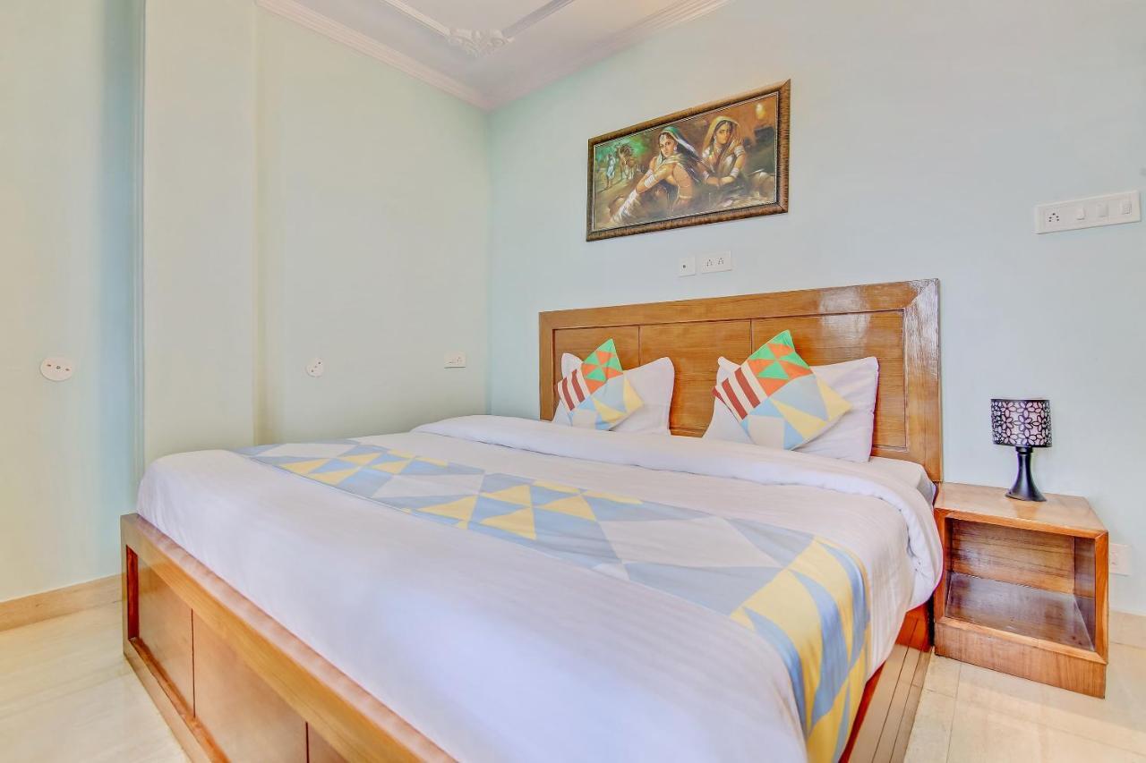 Whistling Pines 2bhk In Apartment *