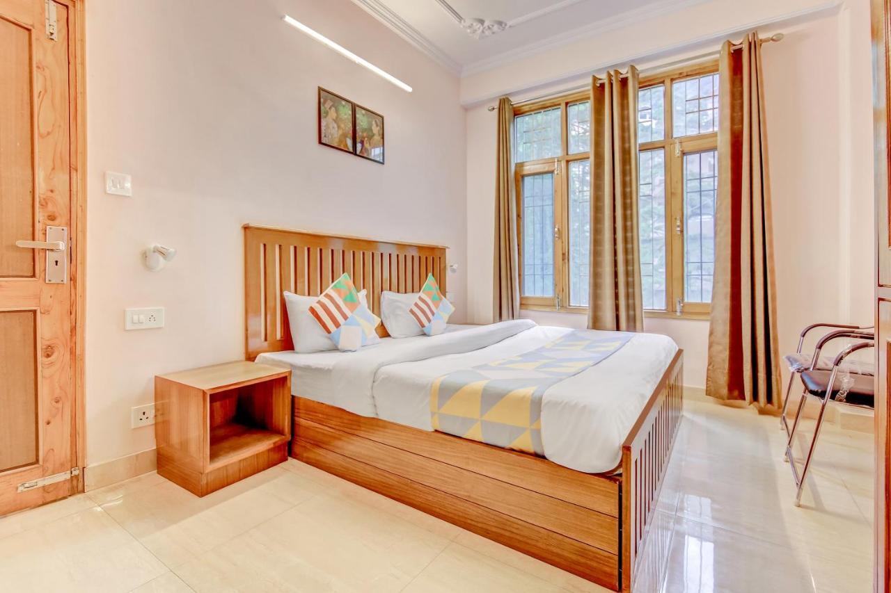 Whistling Pines 2bhk In Apartment *