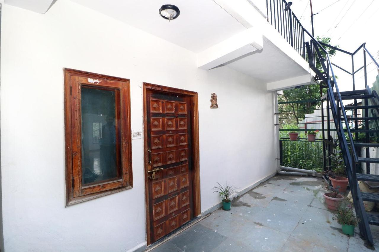 Valley View 2bhk Abode Near Isbt, Tutikandi Apartment Shimla