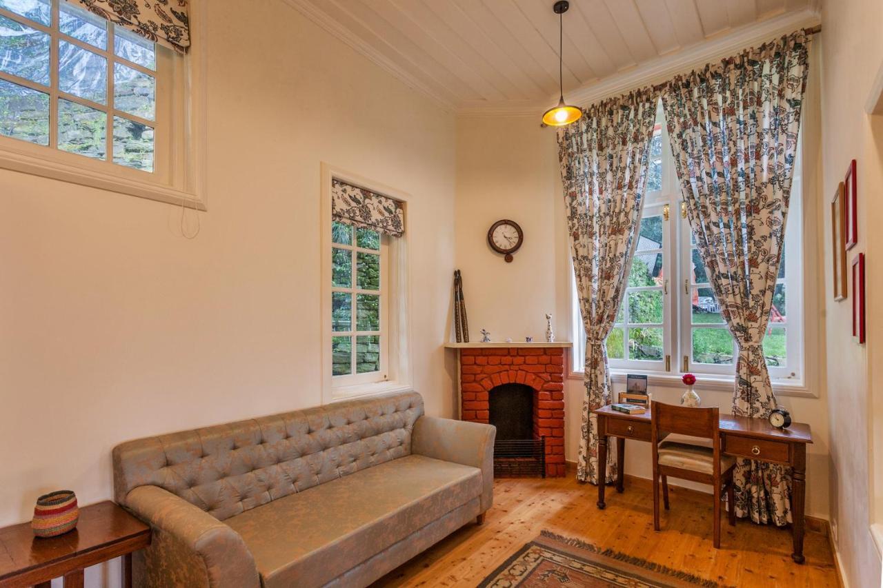 Saffronstays Norwood Cottage, Villa *