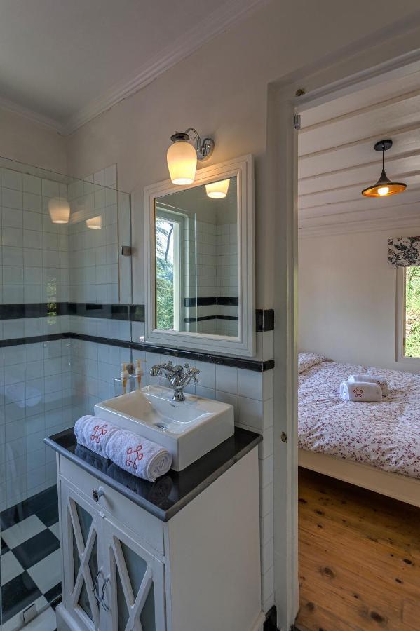Saffronstays Norwood Cottage,