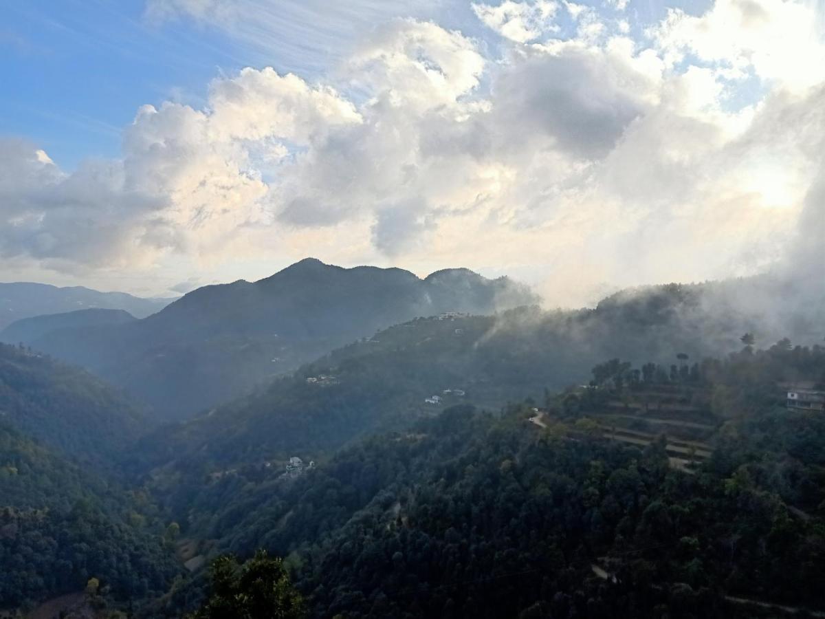 Aranyavilas Bed & Breakfast Shimla